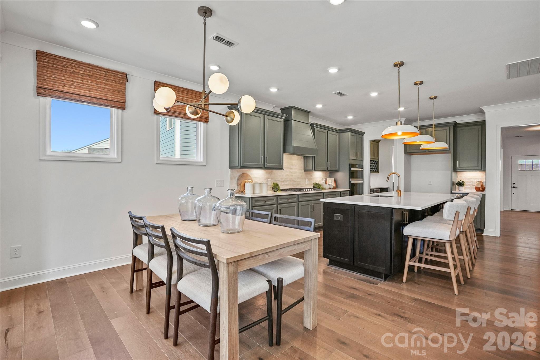 2138 Riverbend Avenue — Monroe
