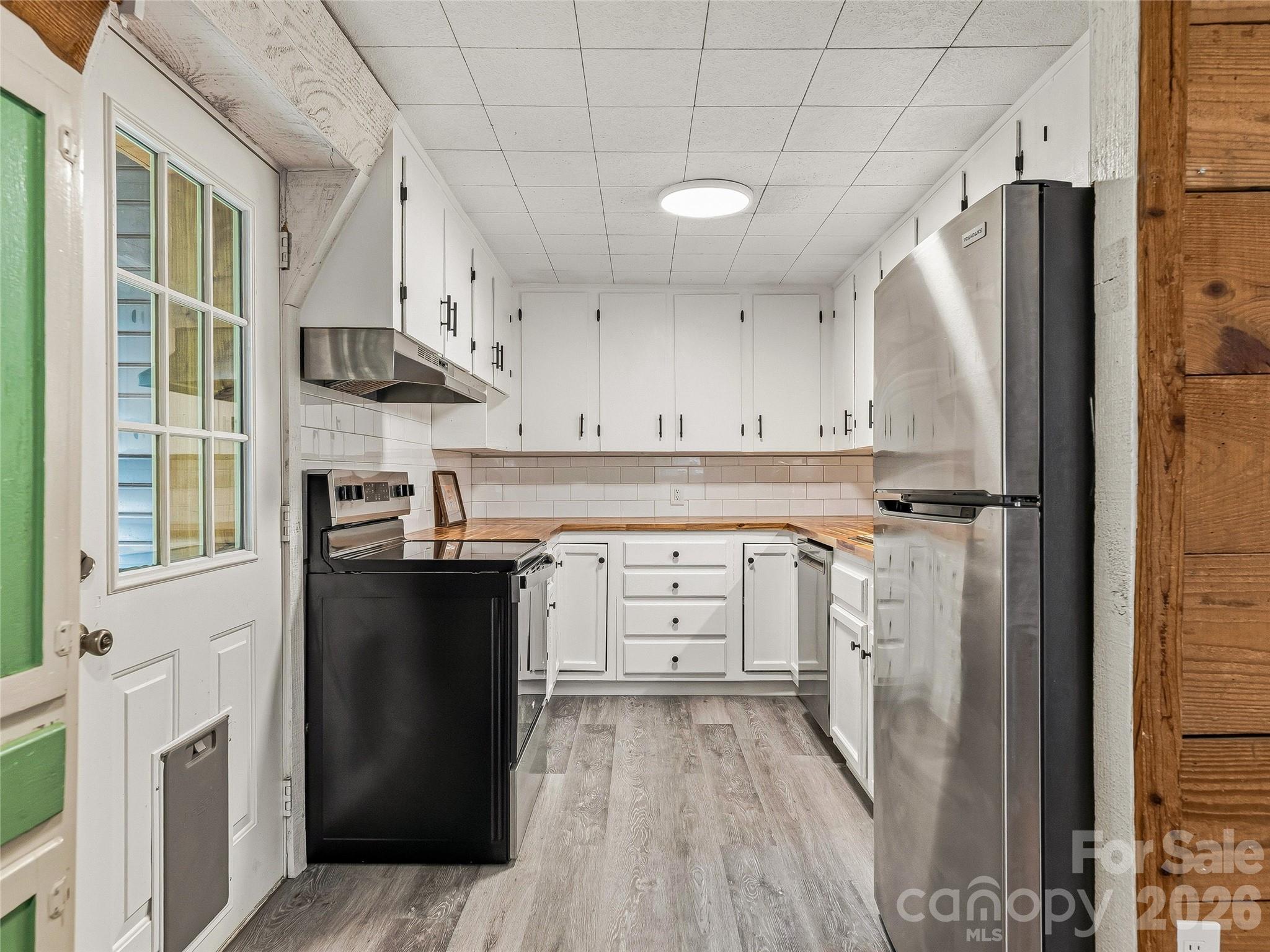 355 London Road — Asheville