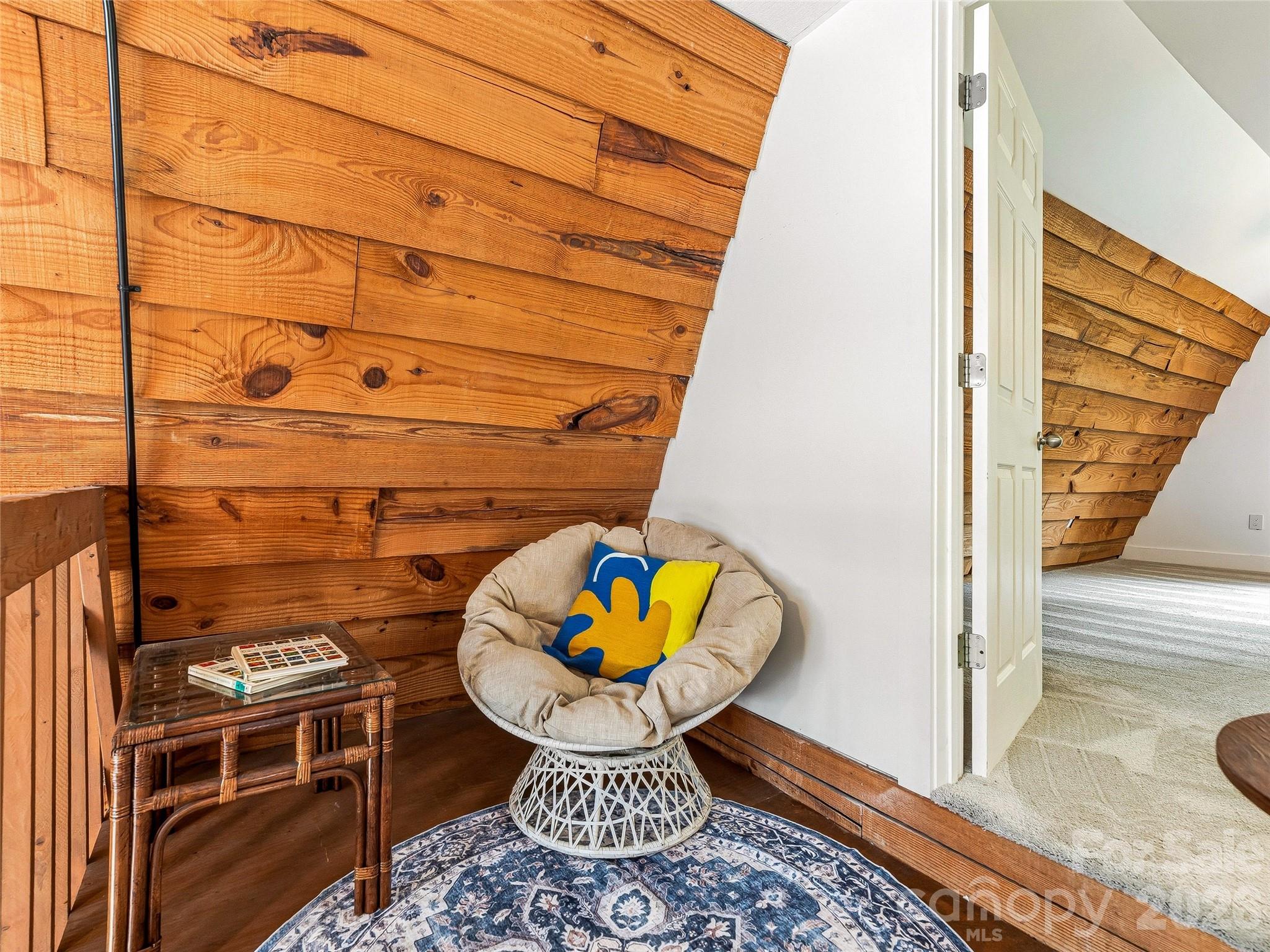 355 London Road — Asheville