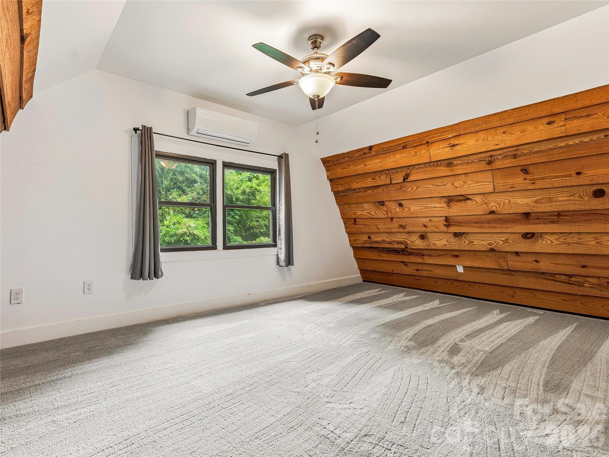 355 London Road — Asheville