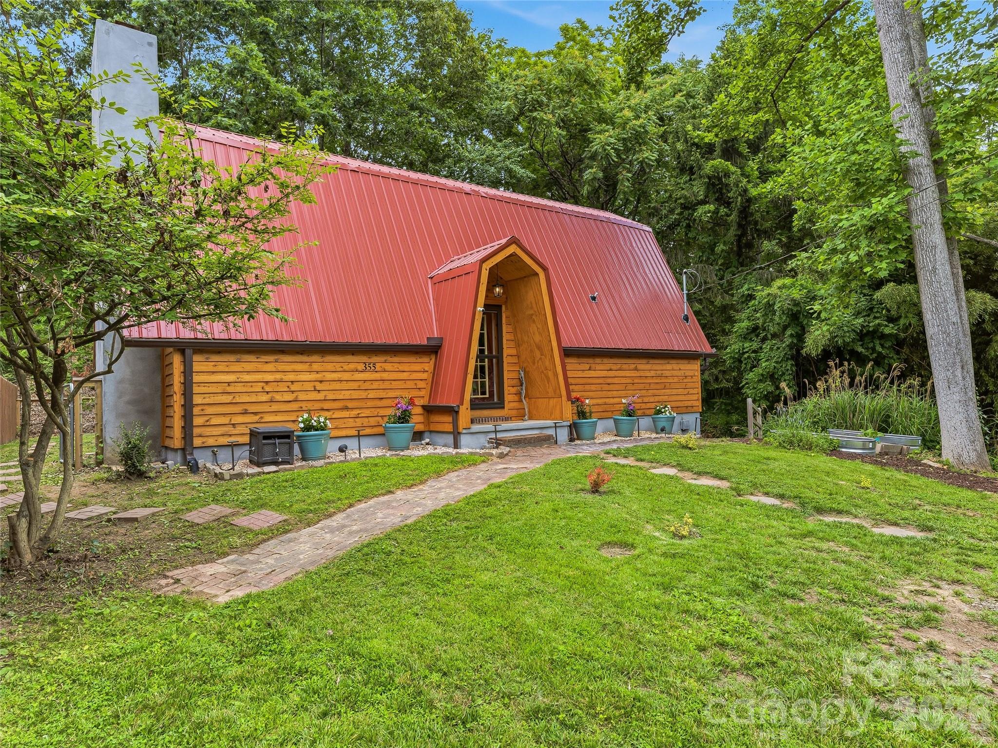 355 London Road — Asheville