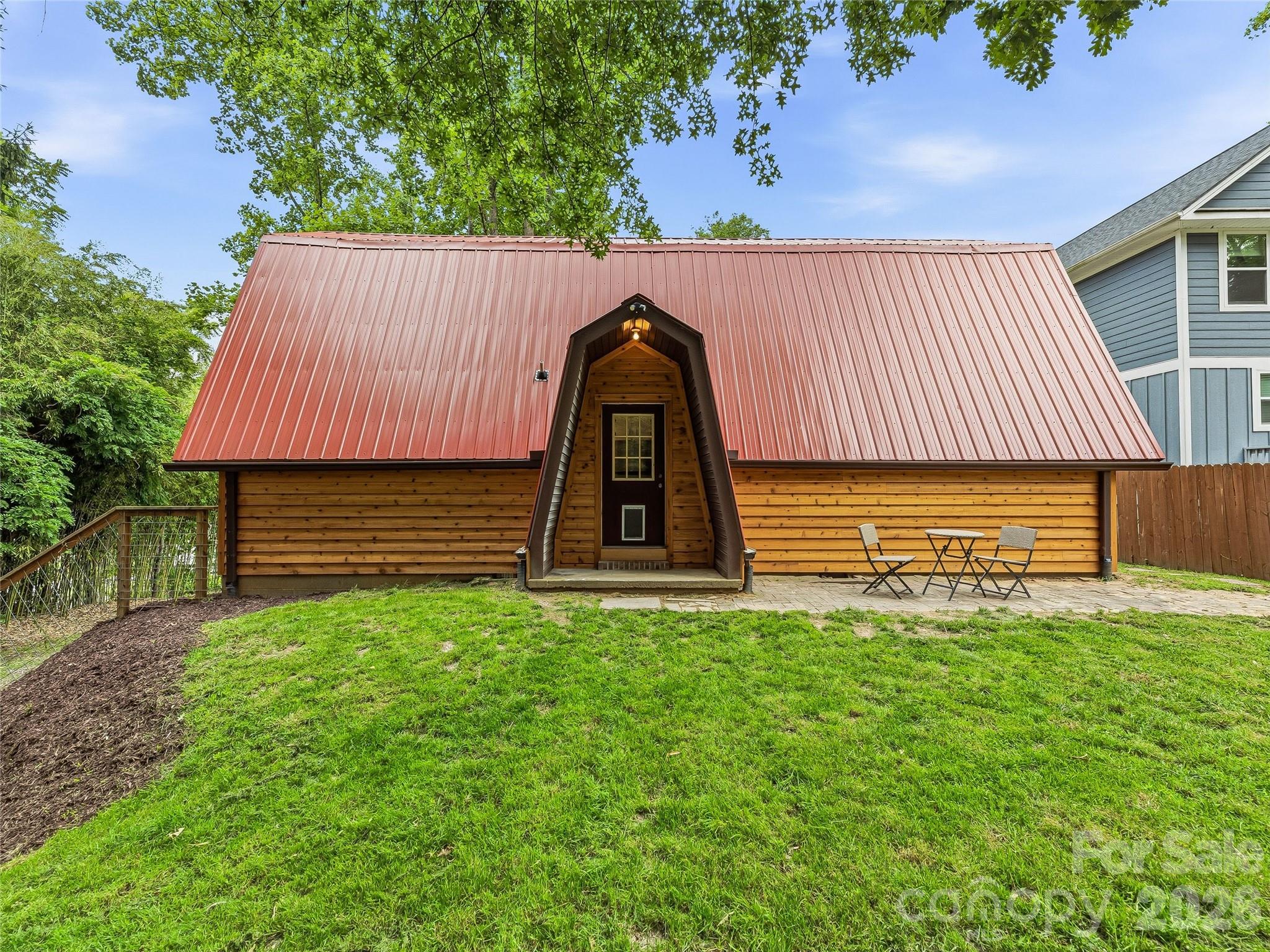 355 London Road — Asheville