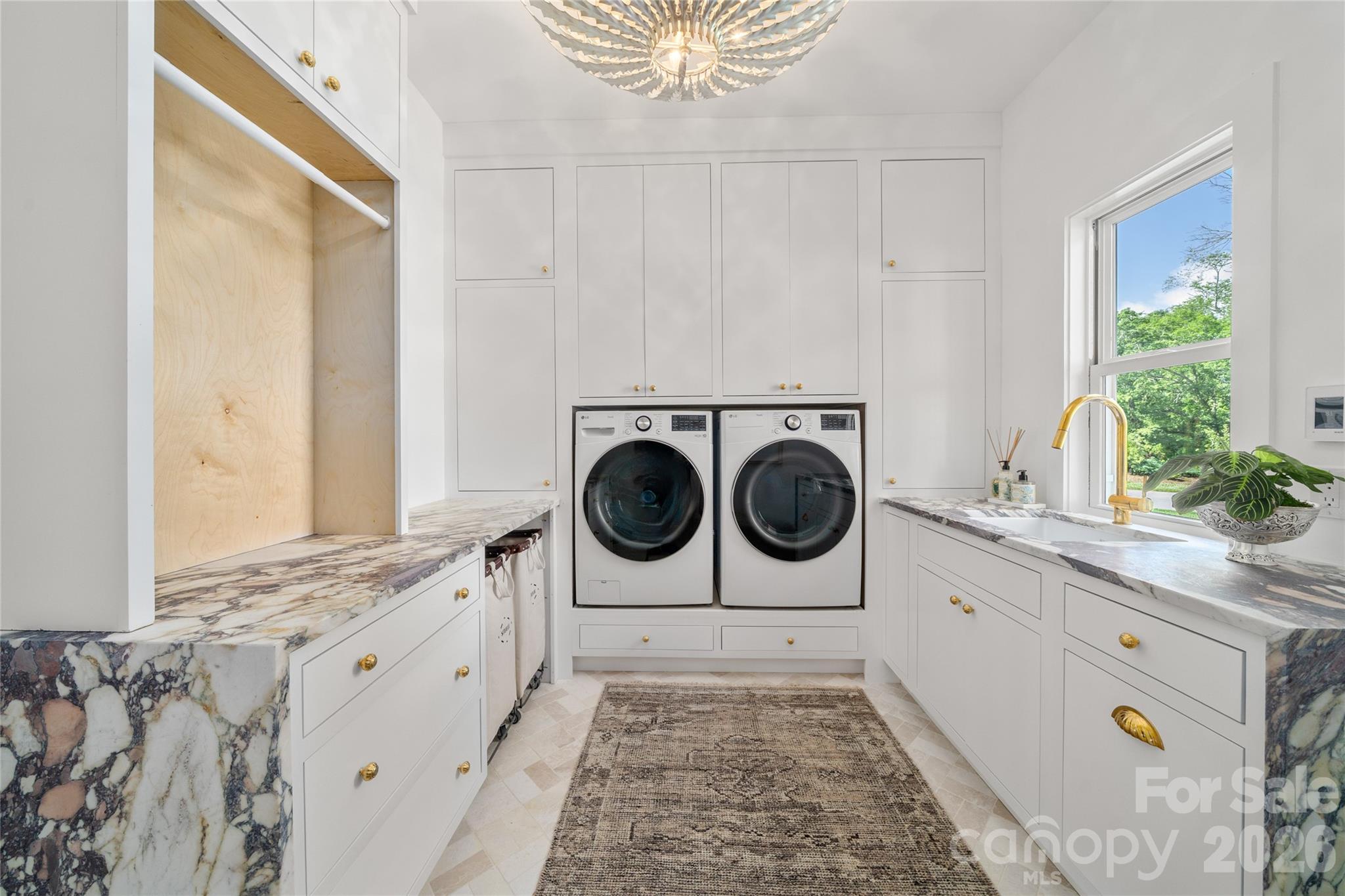 210 Samuel Drive — Mills River