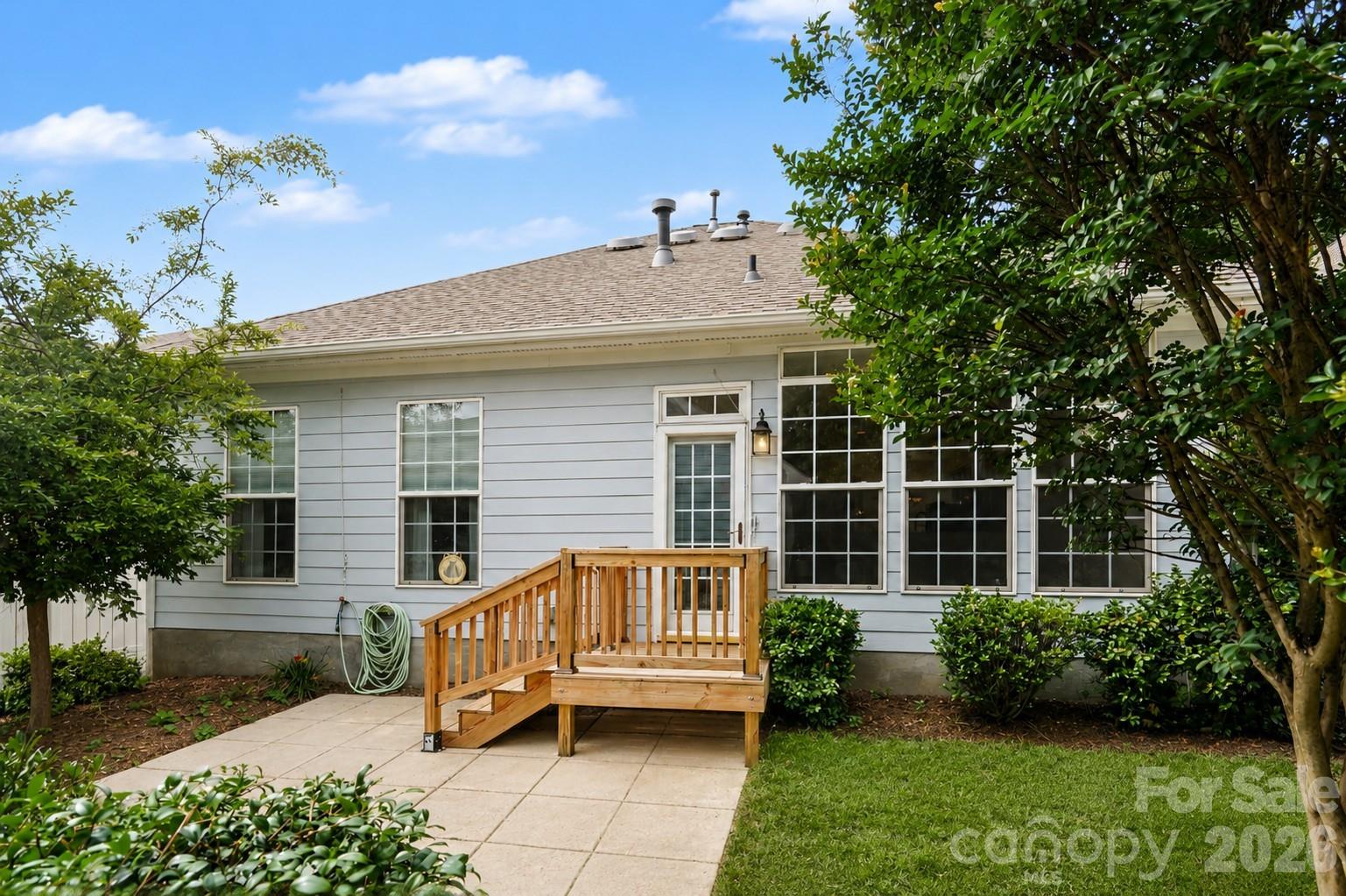 1205 Gainsborough Drive — Matthews