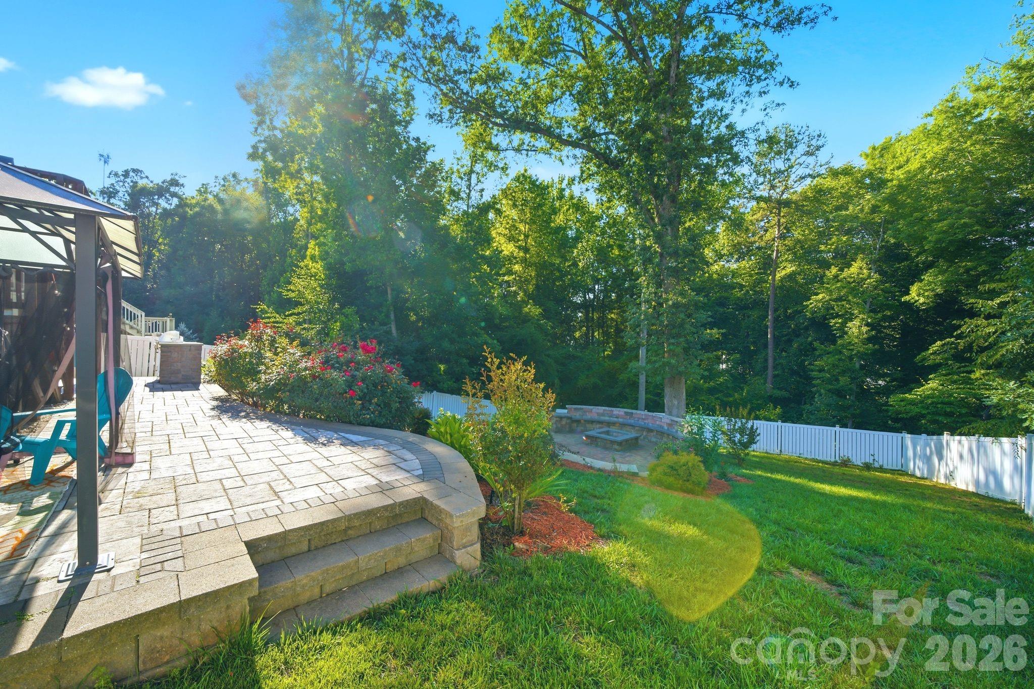 1574 Robinson Oaks Drive — Gastonia