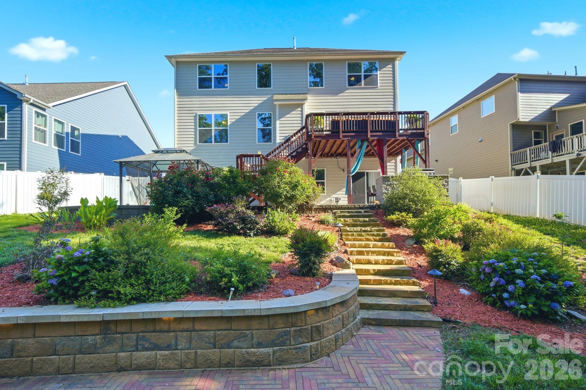 1574 Robinson Oaks Drive — Gastonia