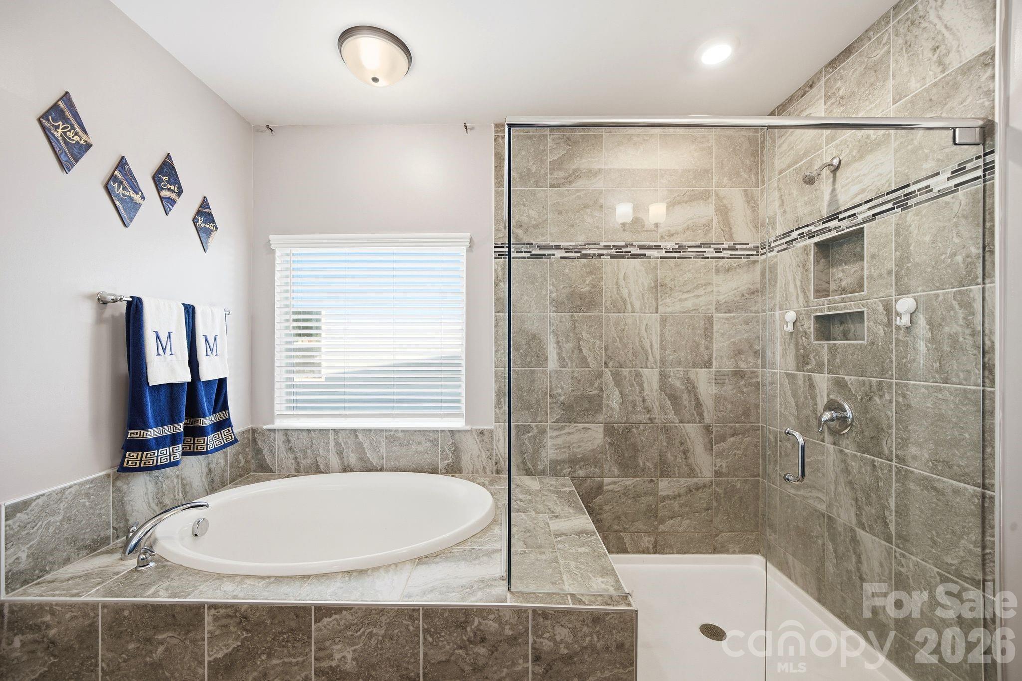 1574 Robinson Oaks Drive — Gastonia