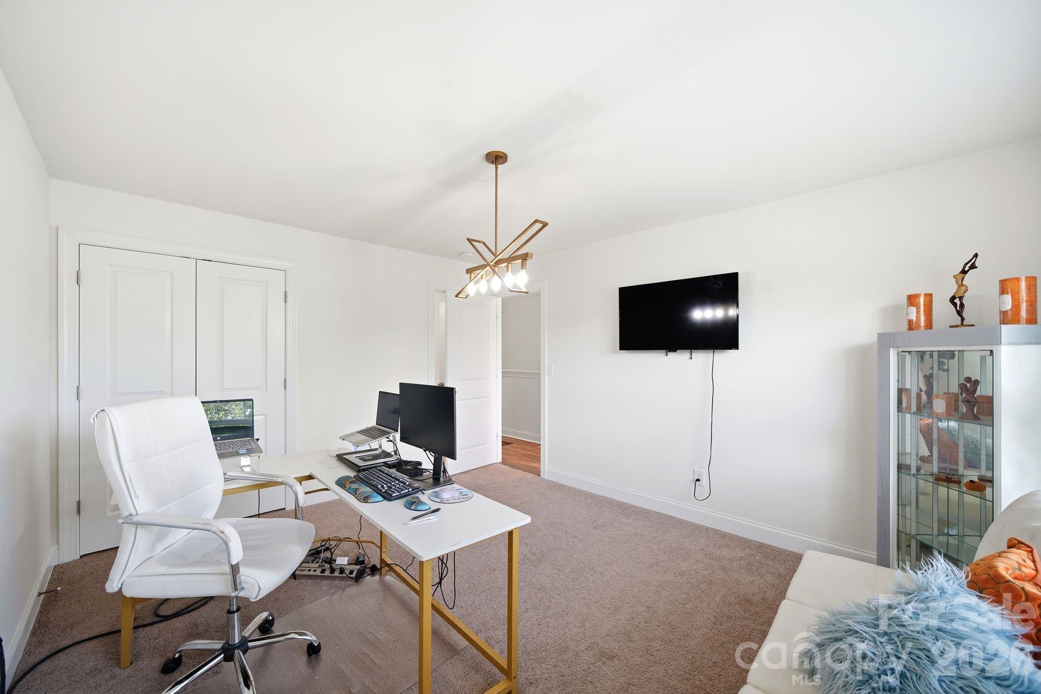 1574 Robinson Oaks Drive — Gastonia