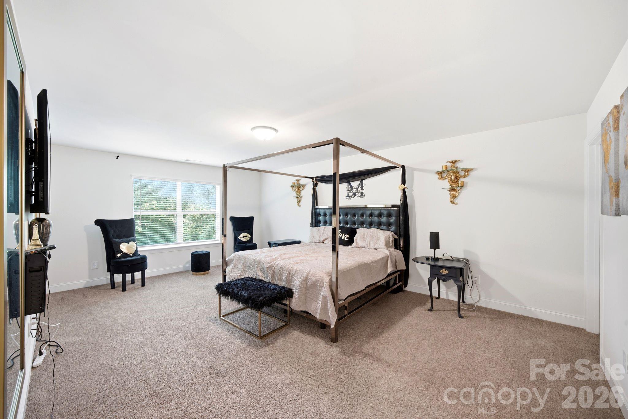 1574 Robinson Oaks Drive — Gastonia
