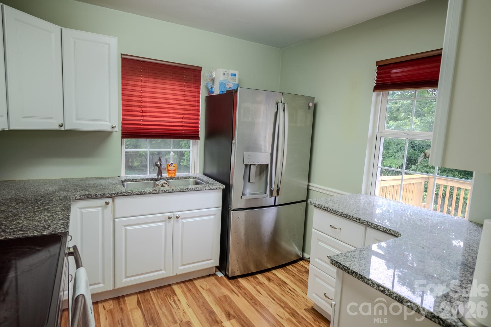 3122 Zion Church Road — Hickory