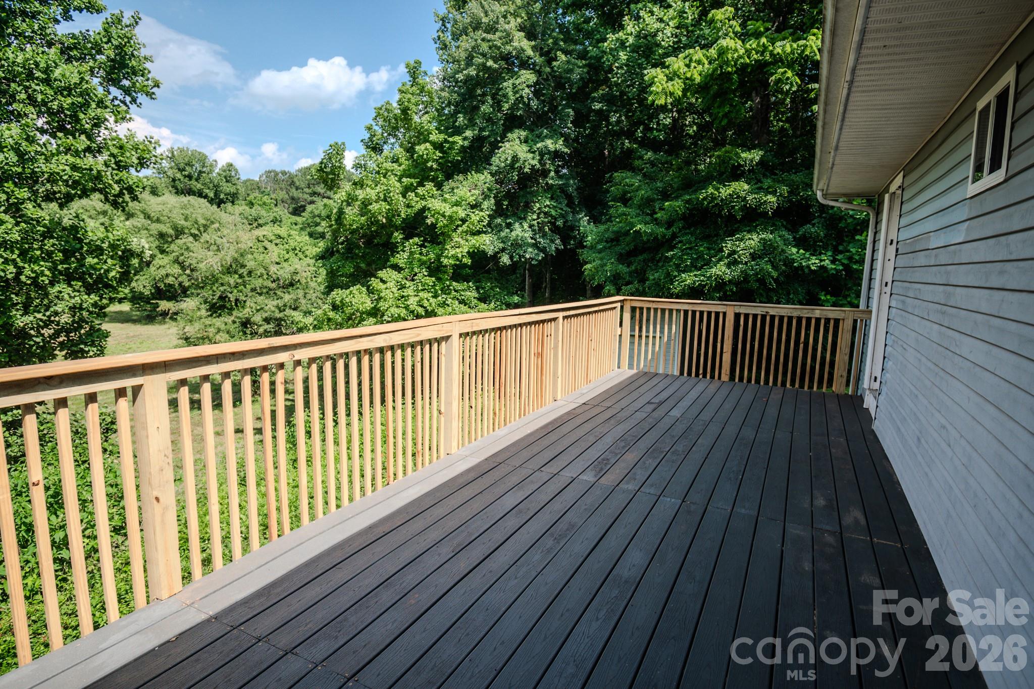 3122 Zion Church Road — Hickory