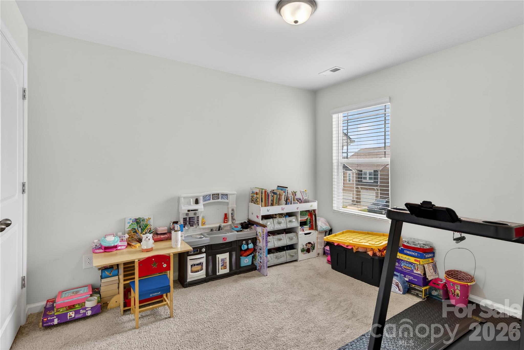 1211 Bigelow Street — Charlotte