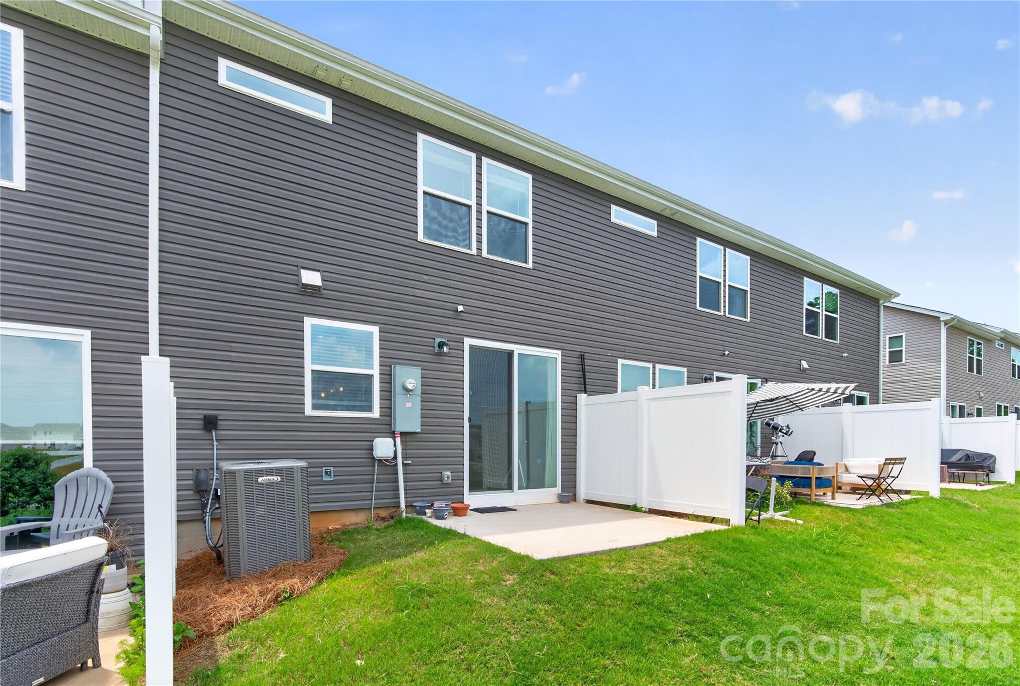 1211 Bigelow Street — Charlotte
