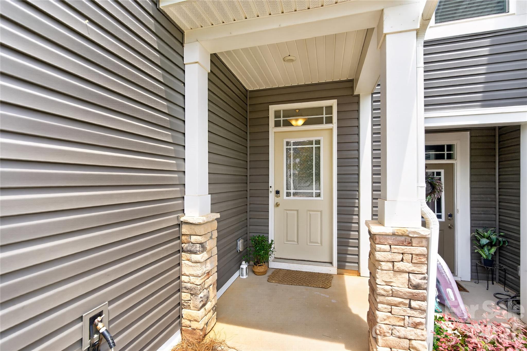 1211 Bigelow Street — Charlotte