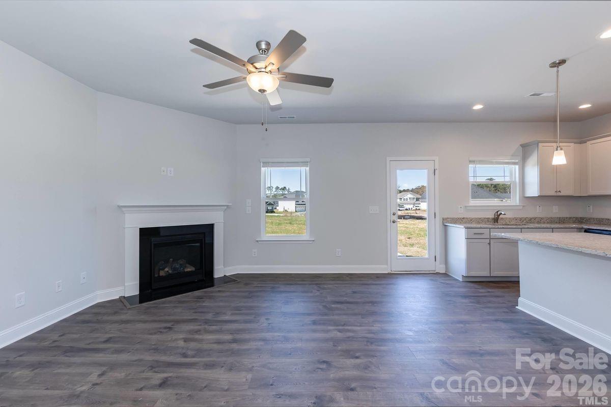 5147 Colchester Court #71 — Catawba