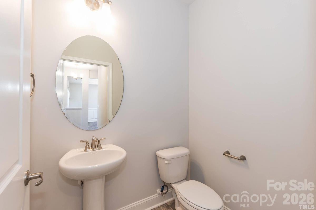 5147 Colchester Court #71 — Catawba
