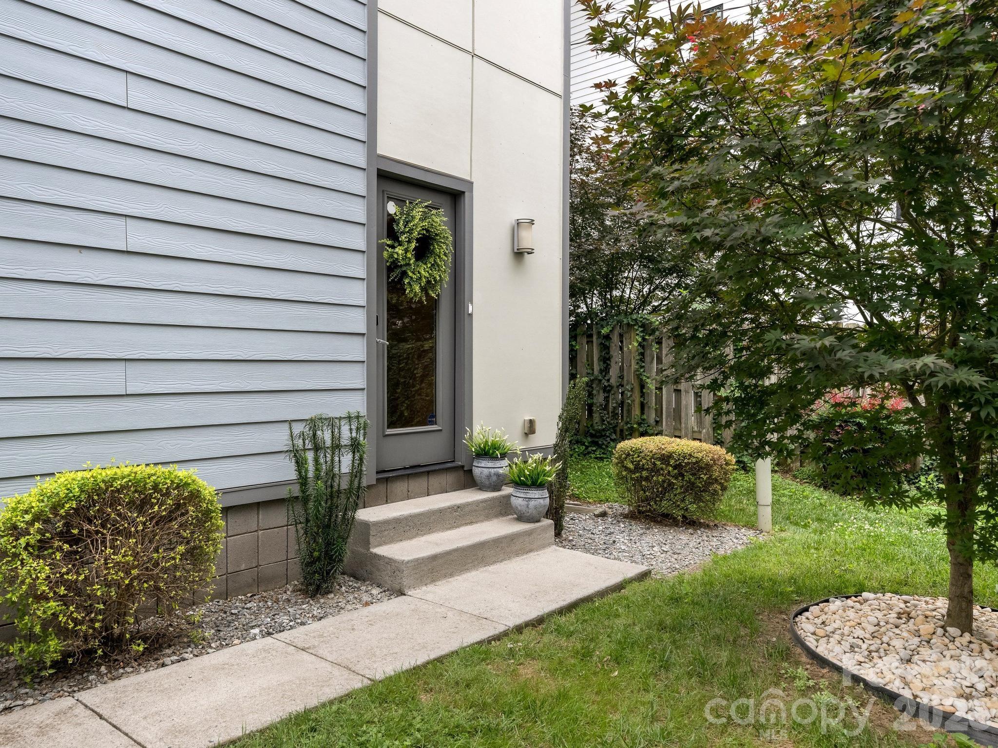 915 Westbrook Drive — Charlotte
