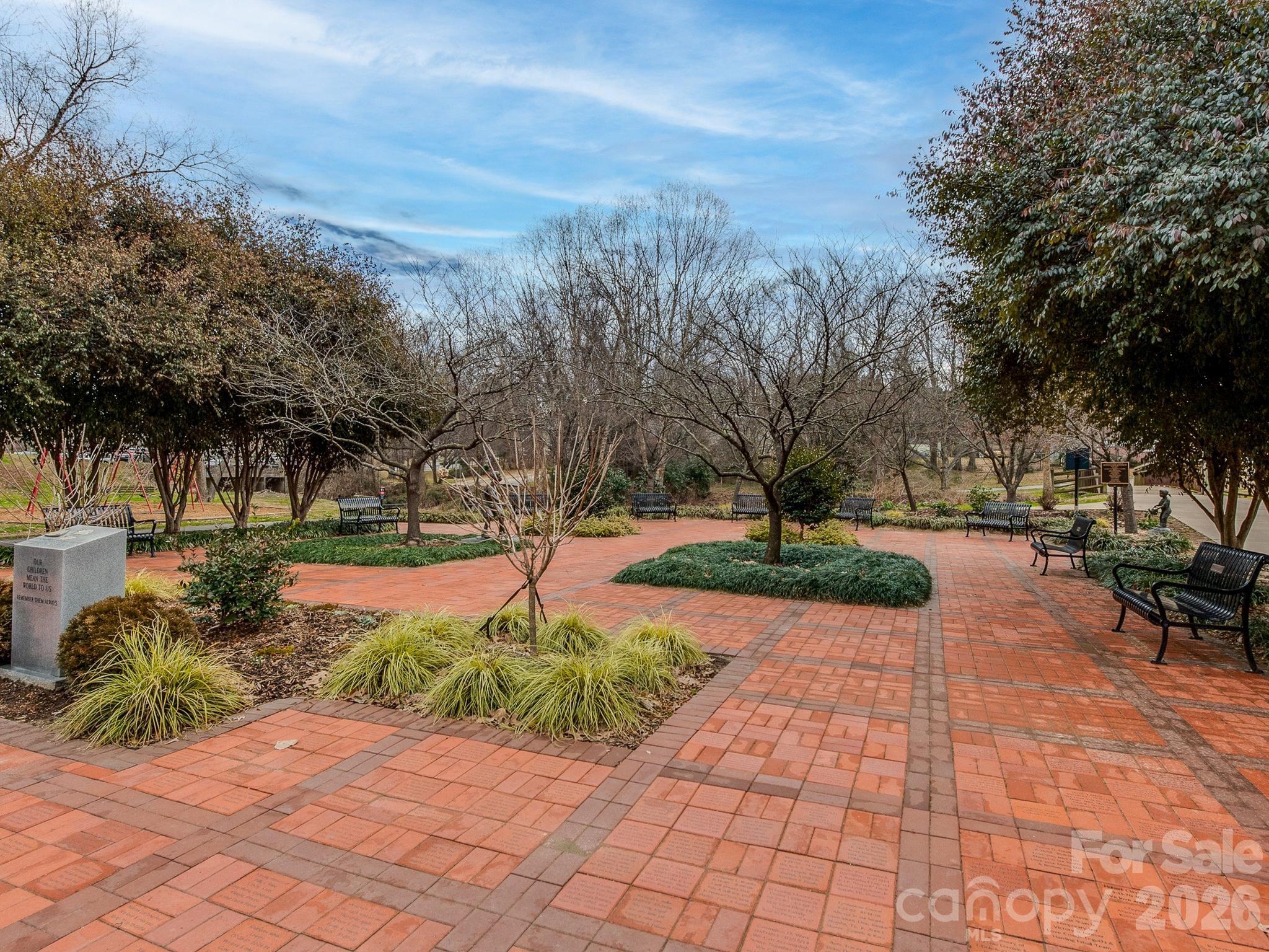 915 Westbrook Drive — Charlotte