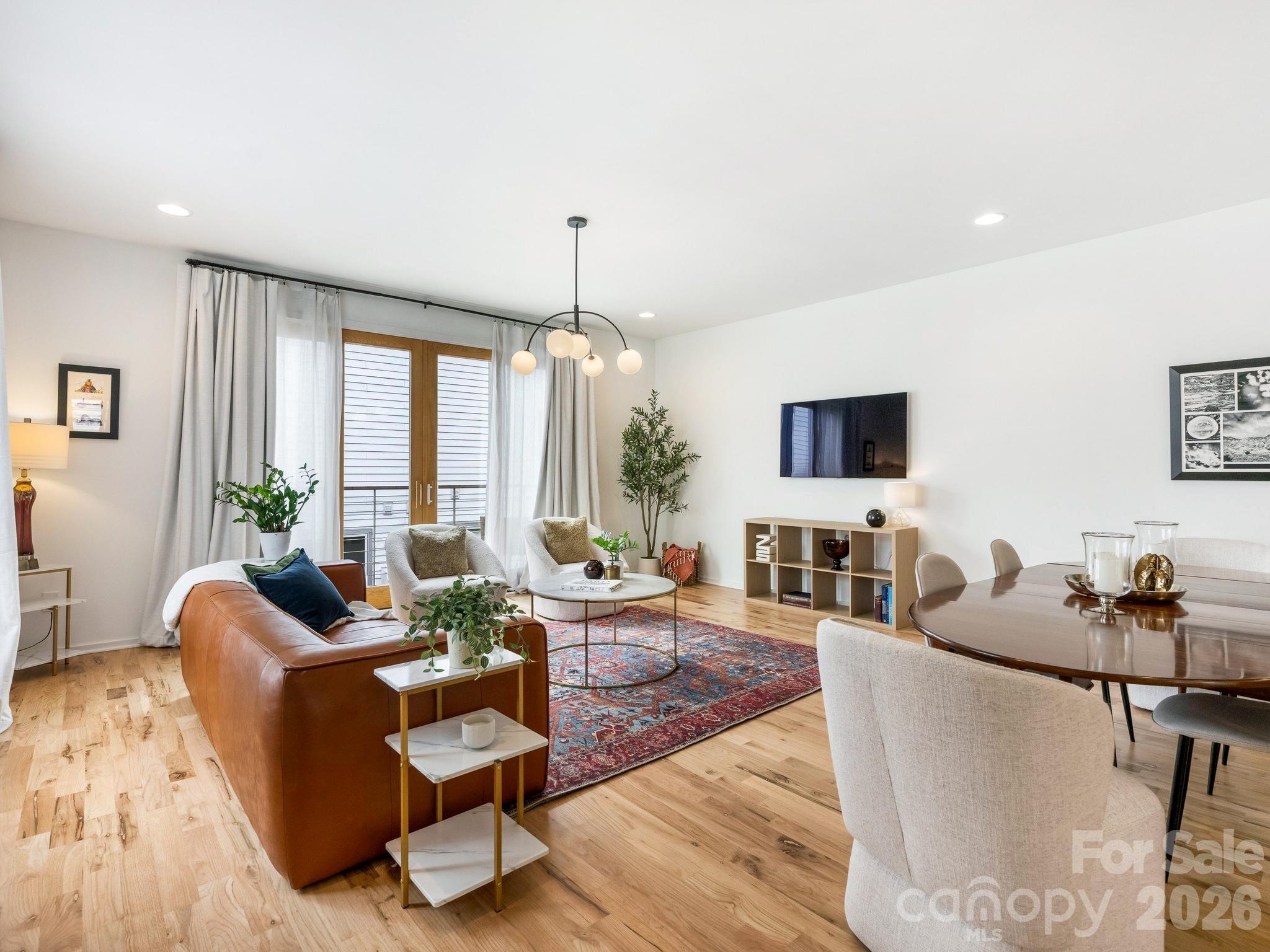 915 Westbrook Drive — Charlotte