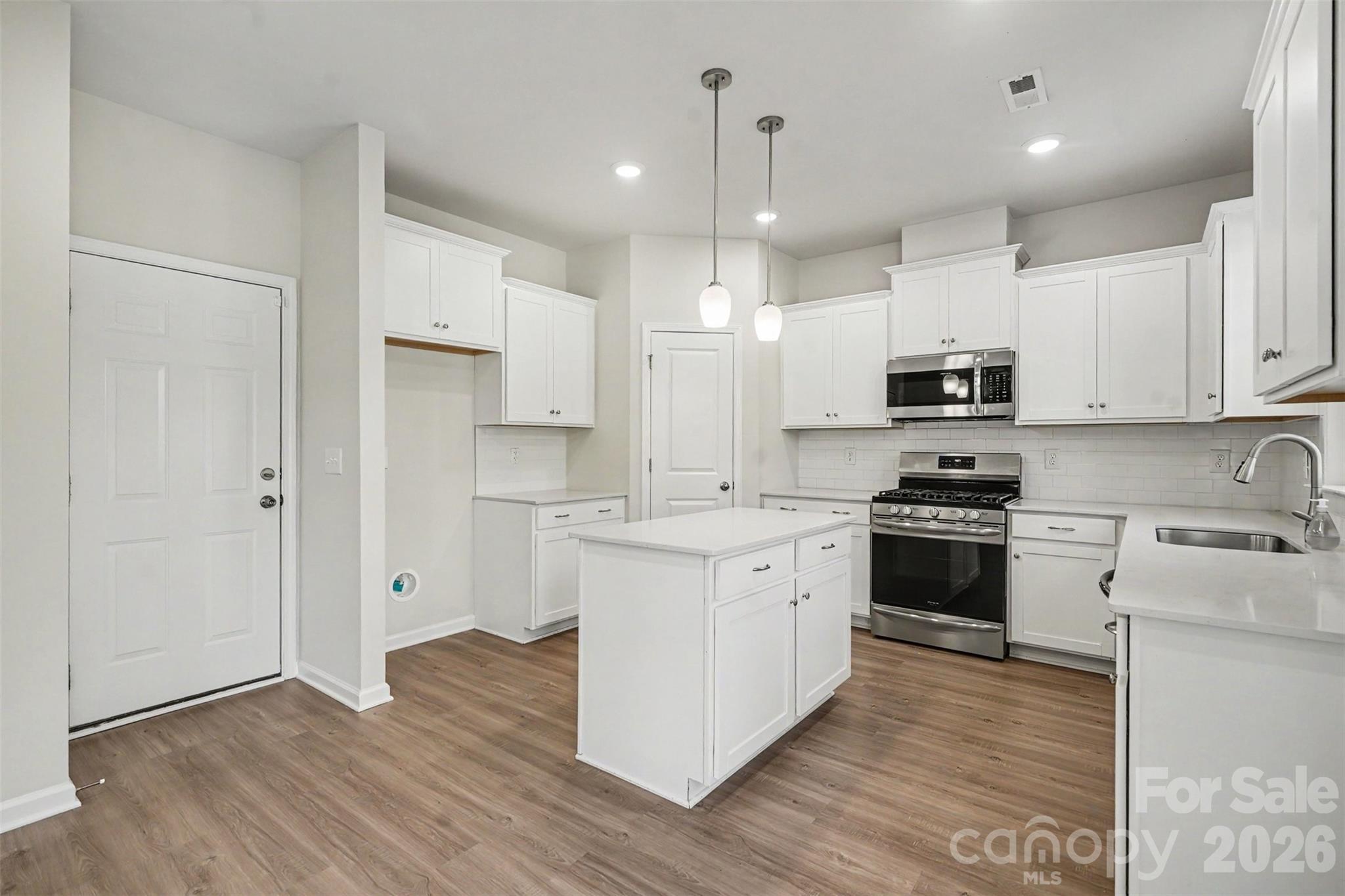 15119 Moulin Court Drive — Charlotte