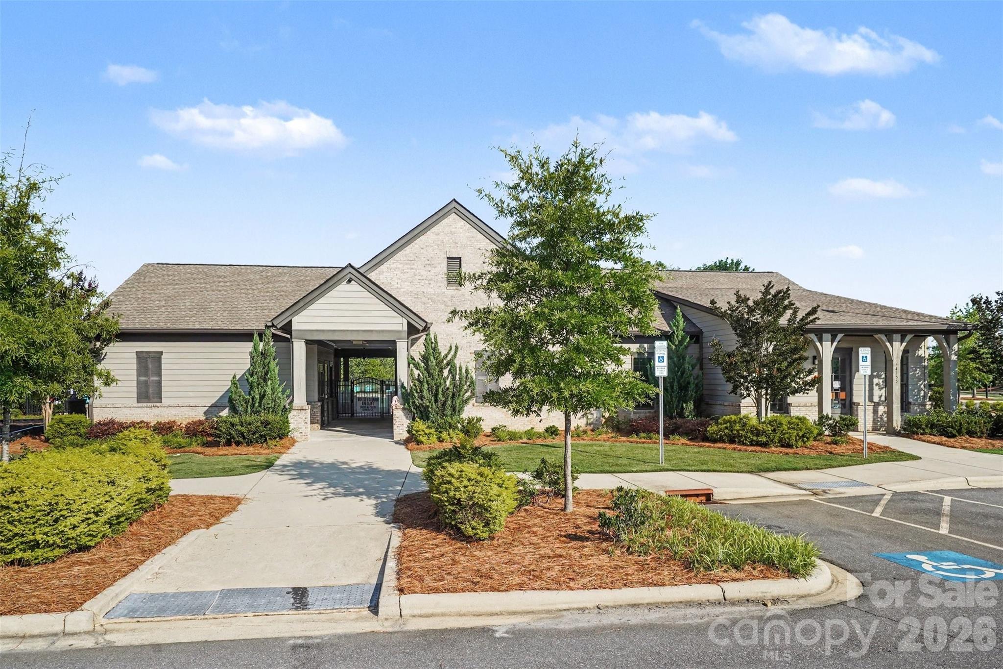 15119 Moulin Court Drive — Charlotte