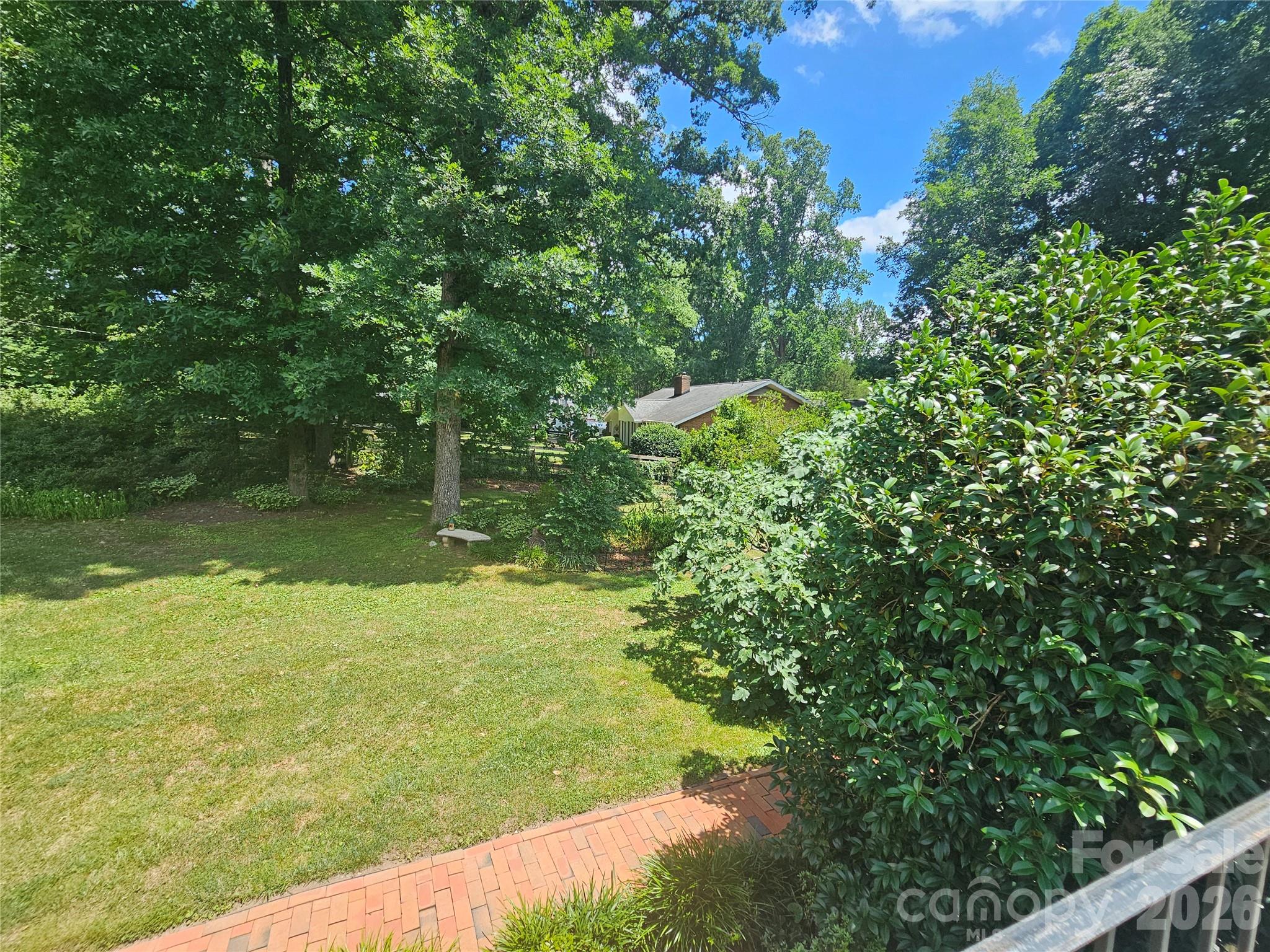 201 Country Club Circle — Shelby