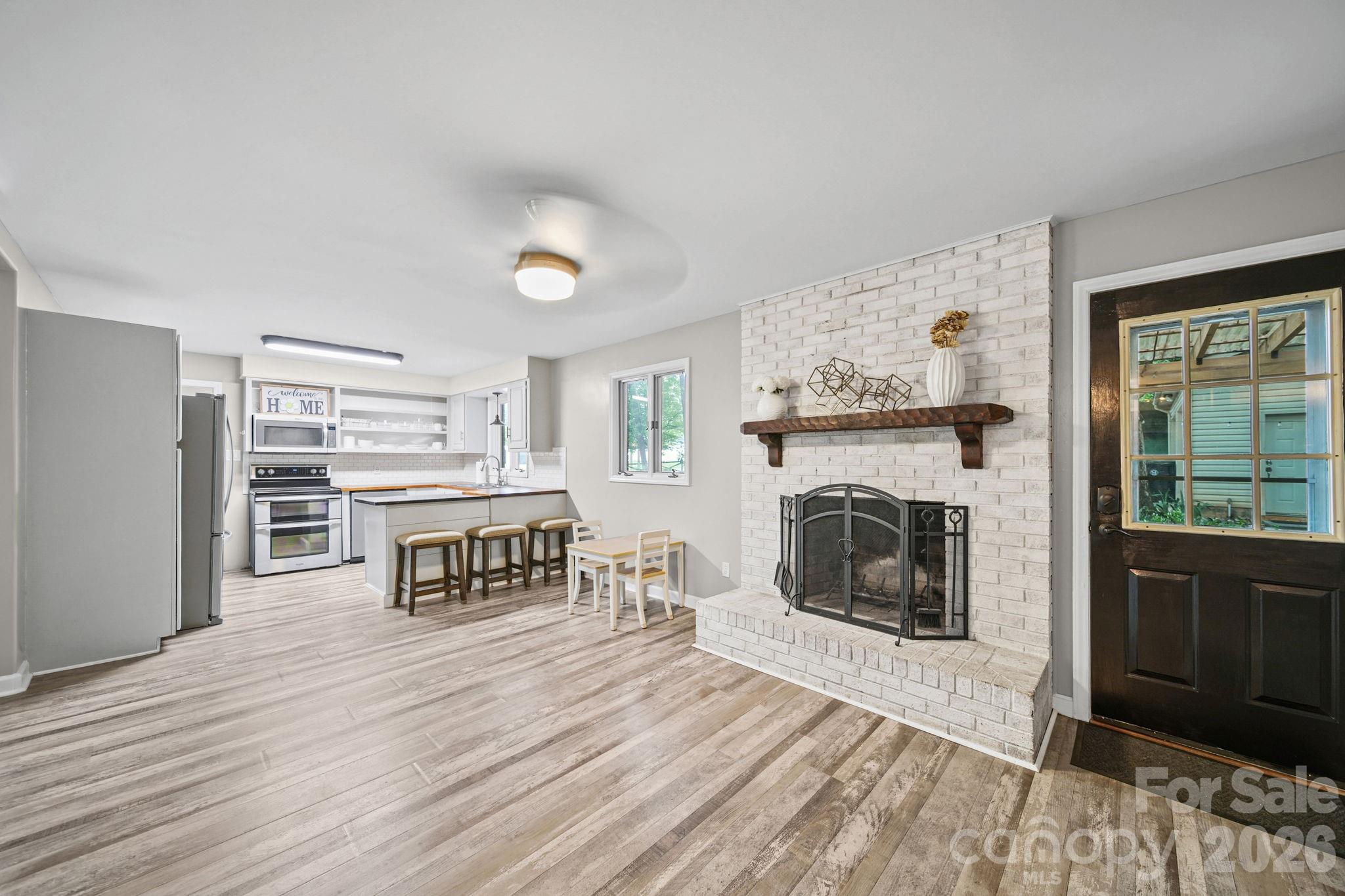 406 S Magnolia Street — Mooresville