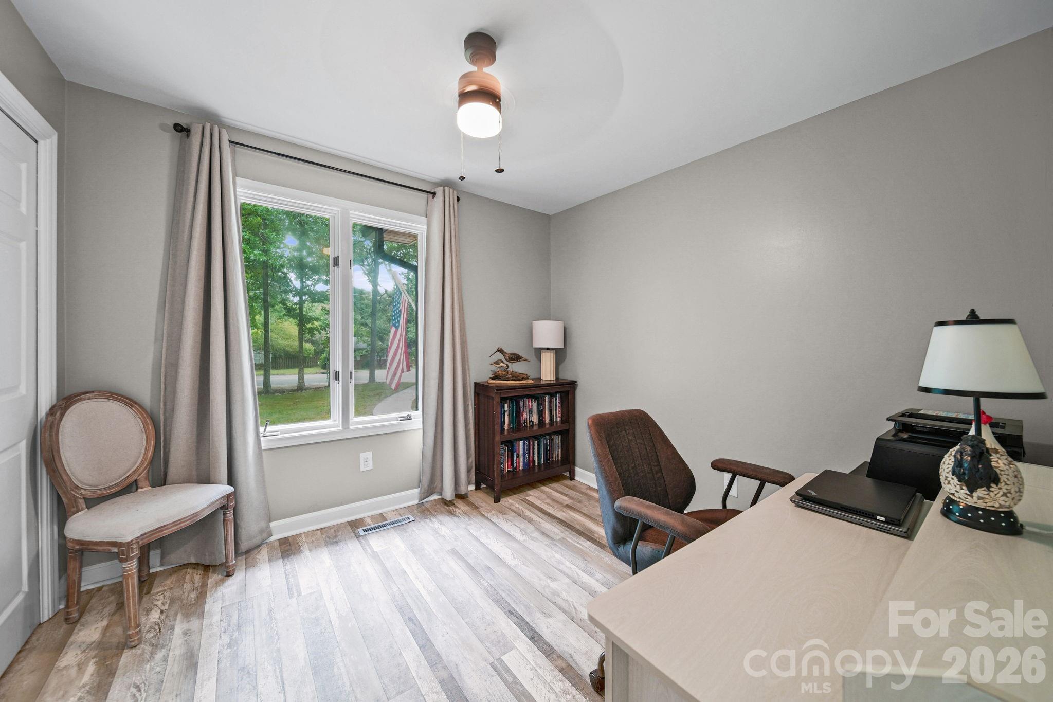 406 S Magnolia Street — Mooresville