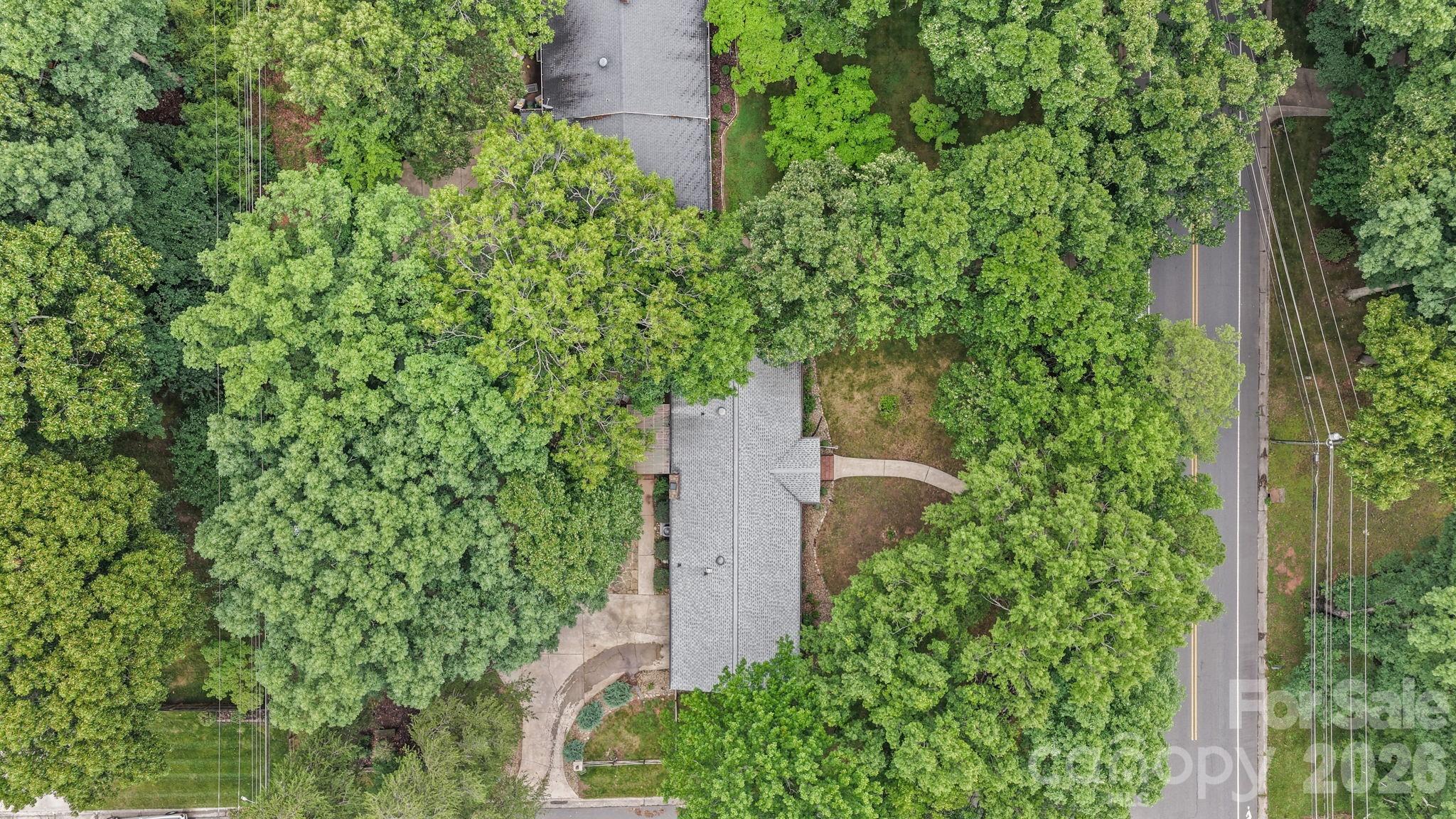 406 S Magnolia Street — Mooresville