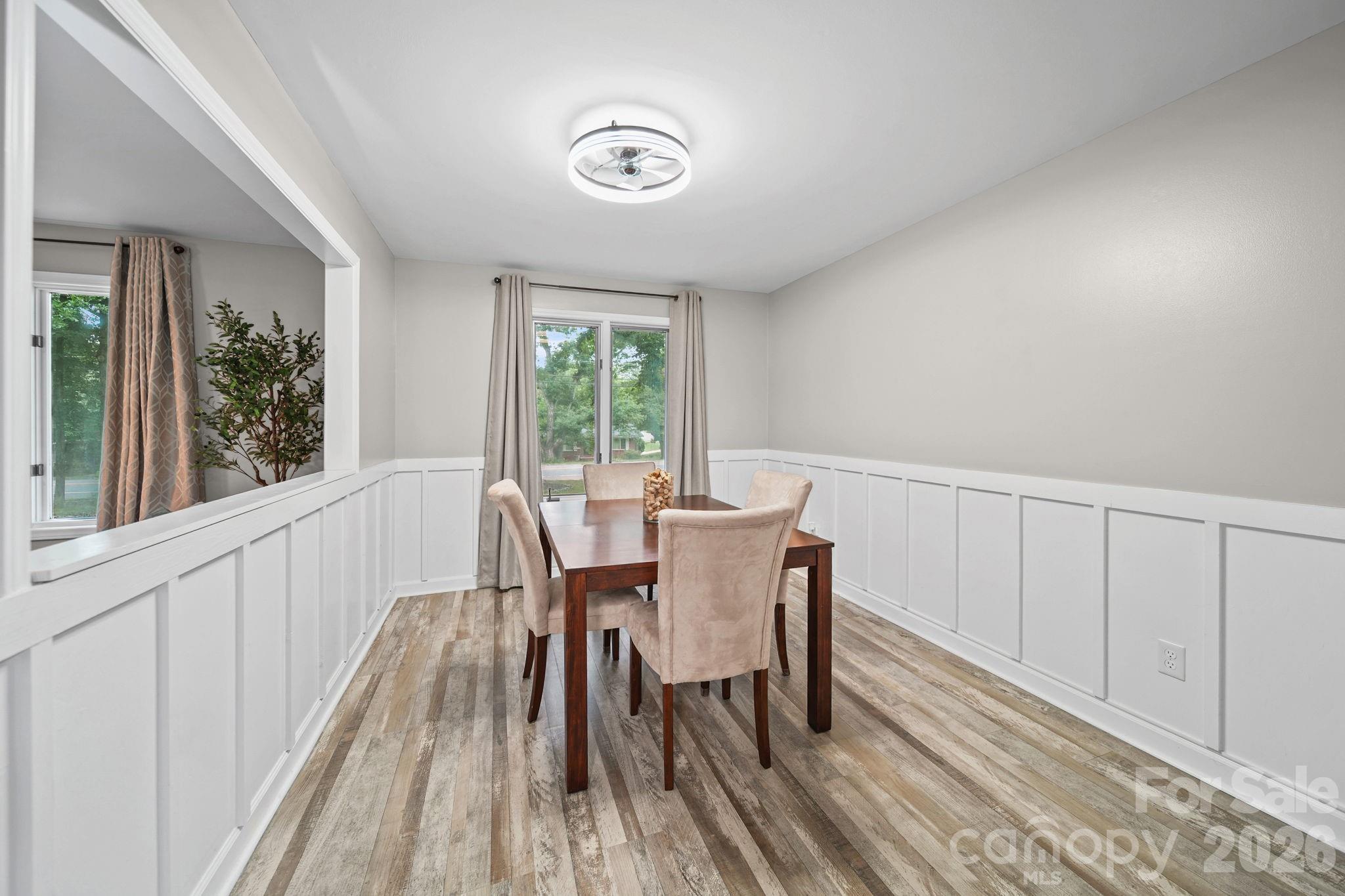 406 S Magnolia Street — Mooresville