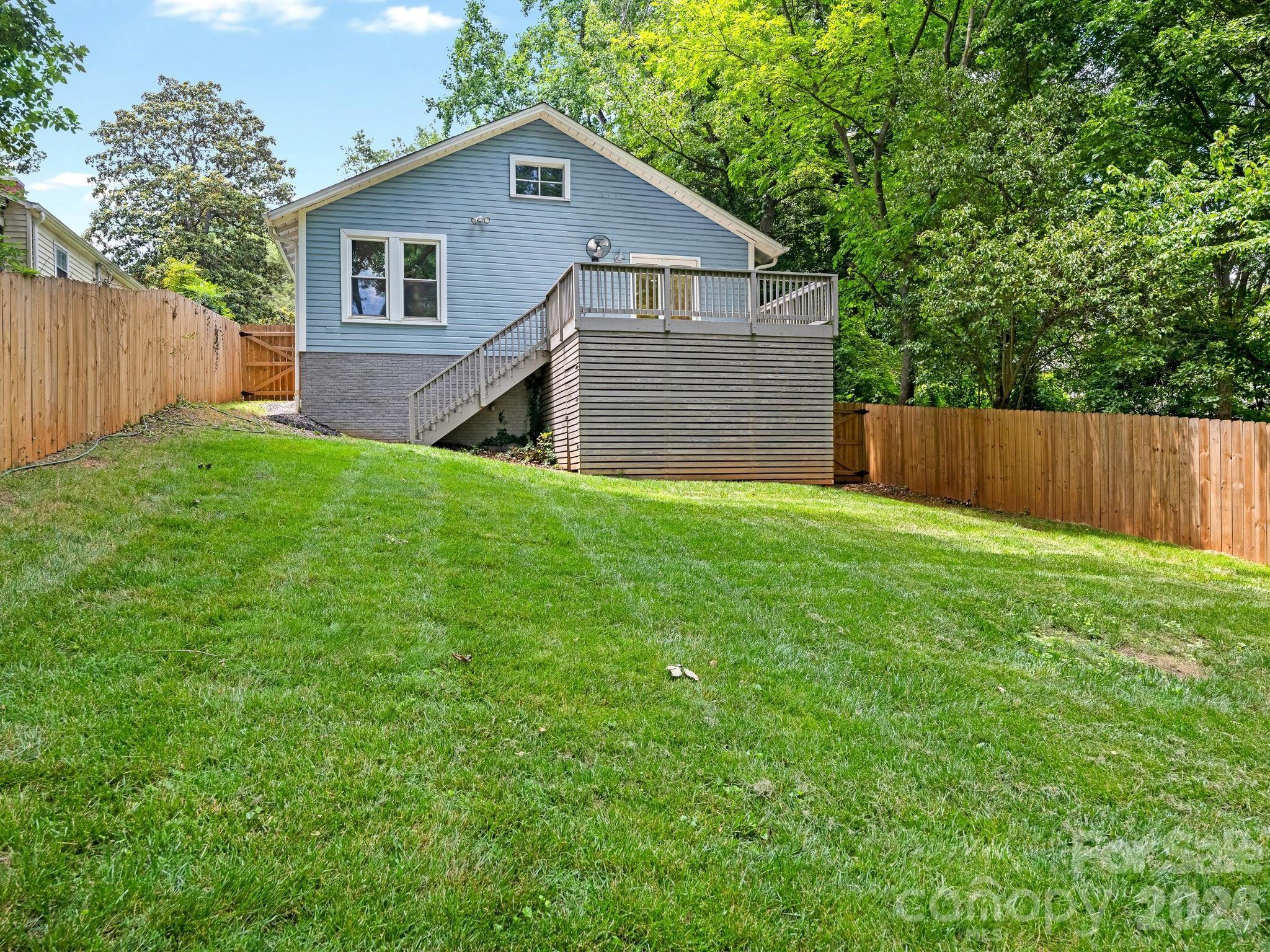 1830 Logie Avenue — Charlotte