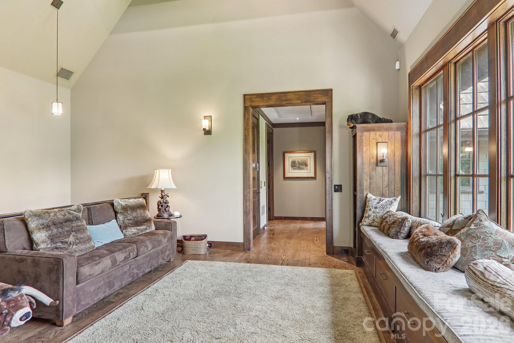 410 Lakewood Drive — Bryson City