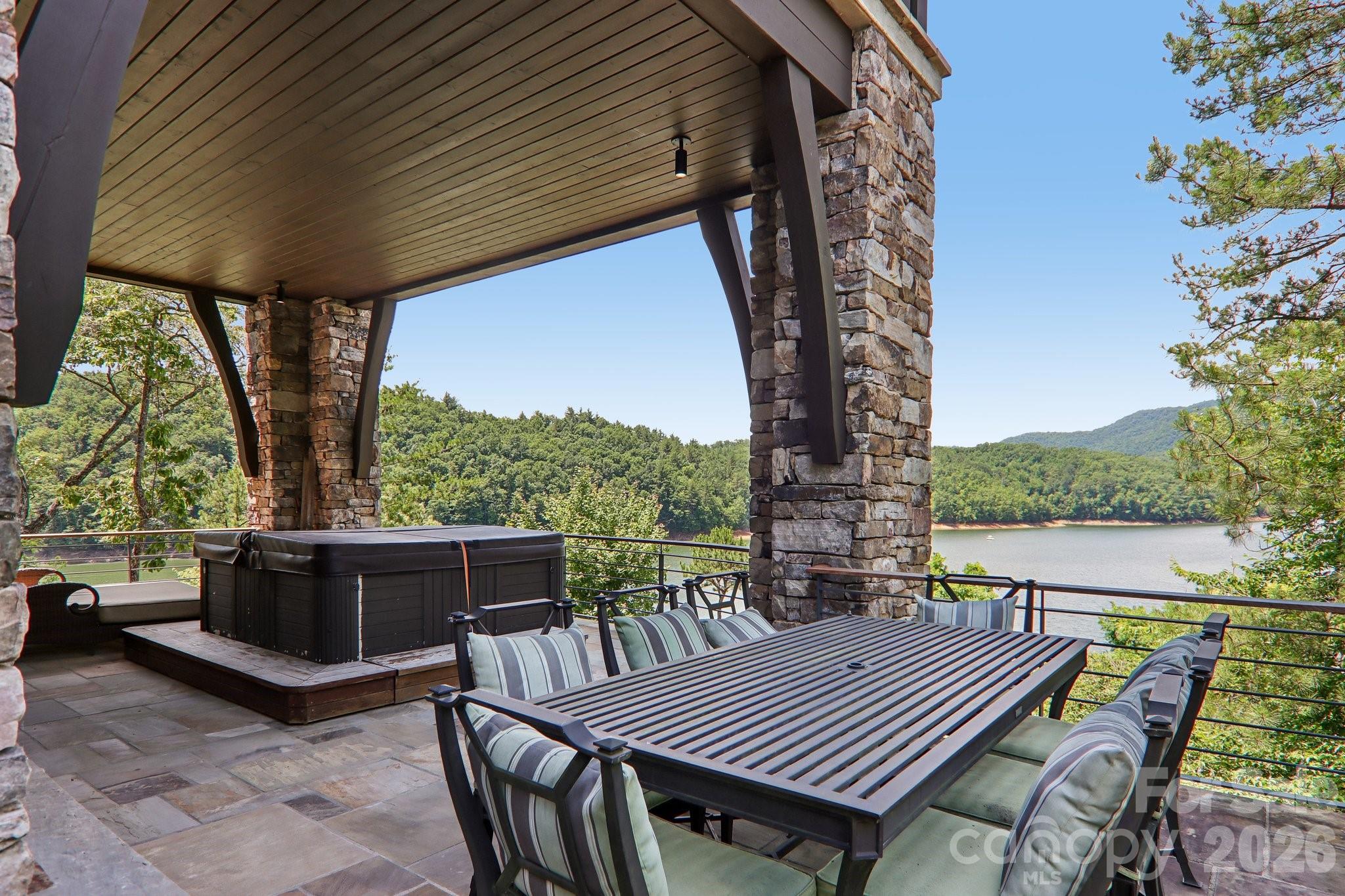 410 Lakewood Drive — Bryson City