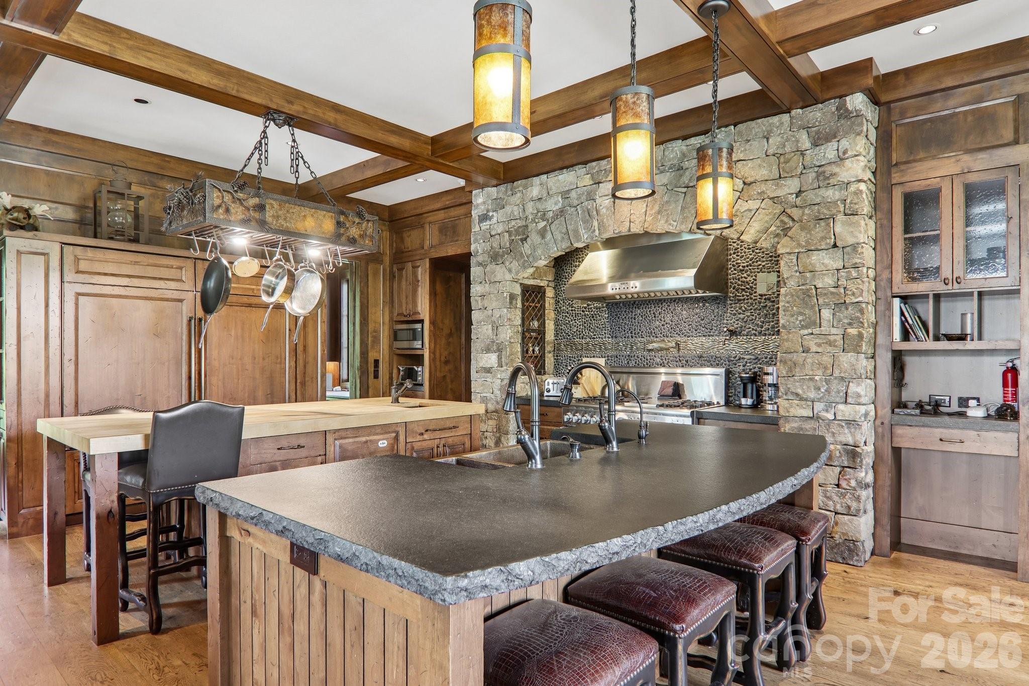 410 Lakewood Drive — Bryson City
