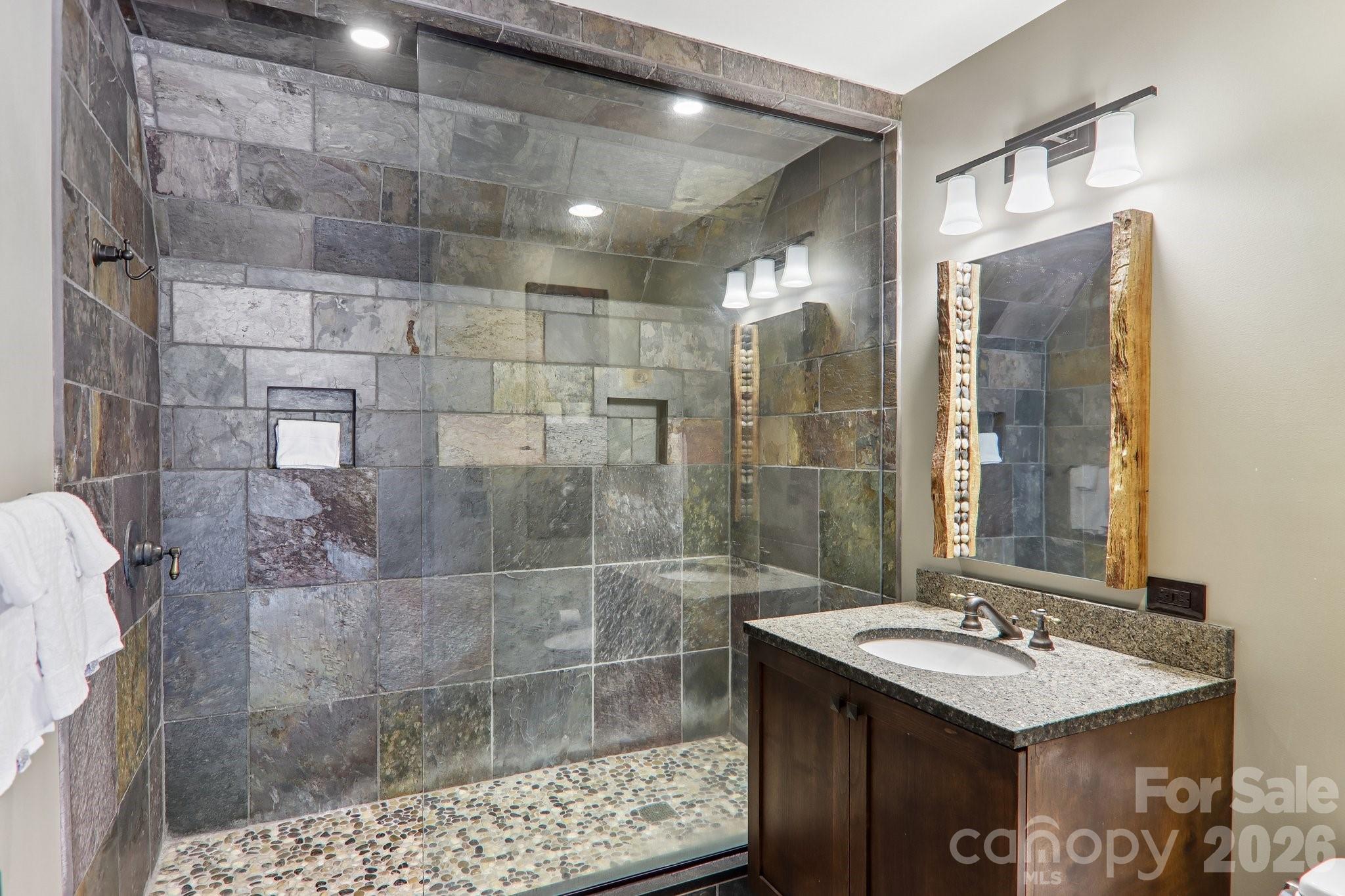 410 Lakewood Drive — Bryson City