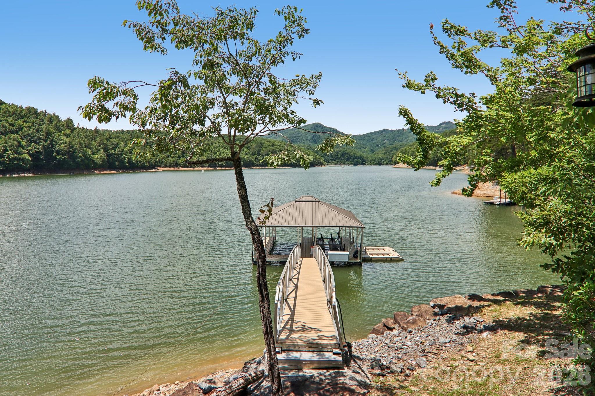 410 Lakewood Drive — Bryson City