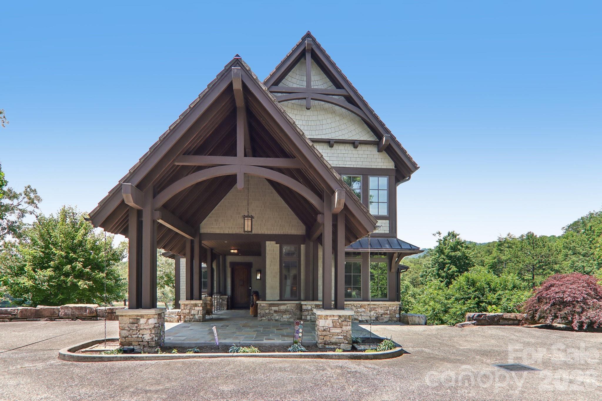 410 Lakewood Drive — Bryson City