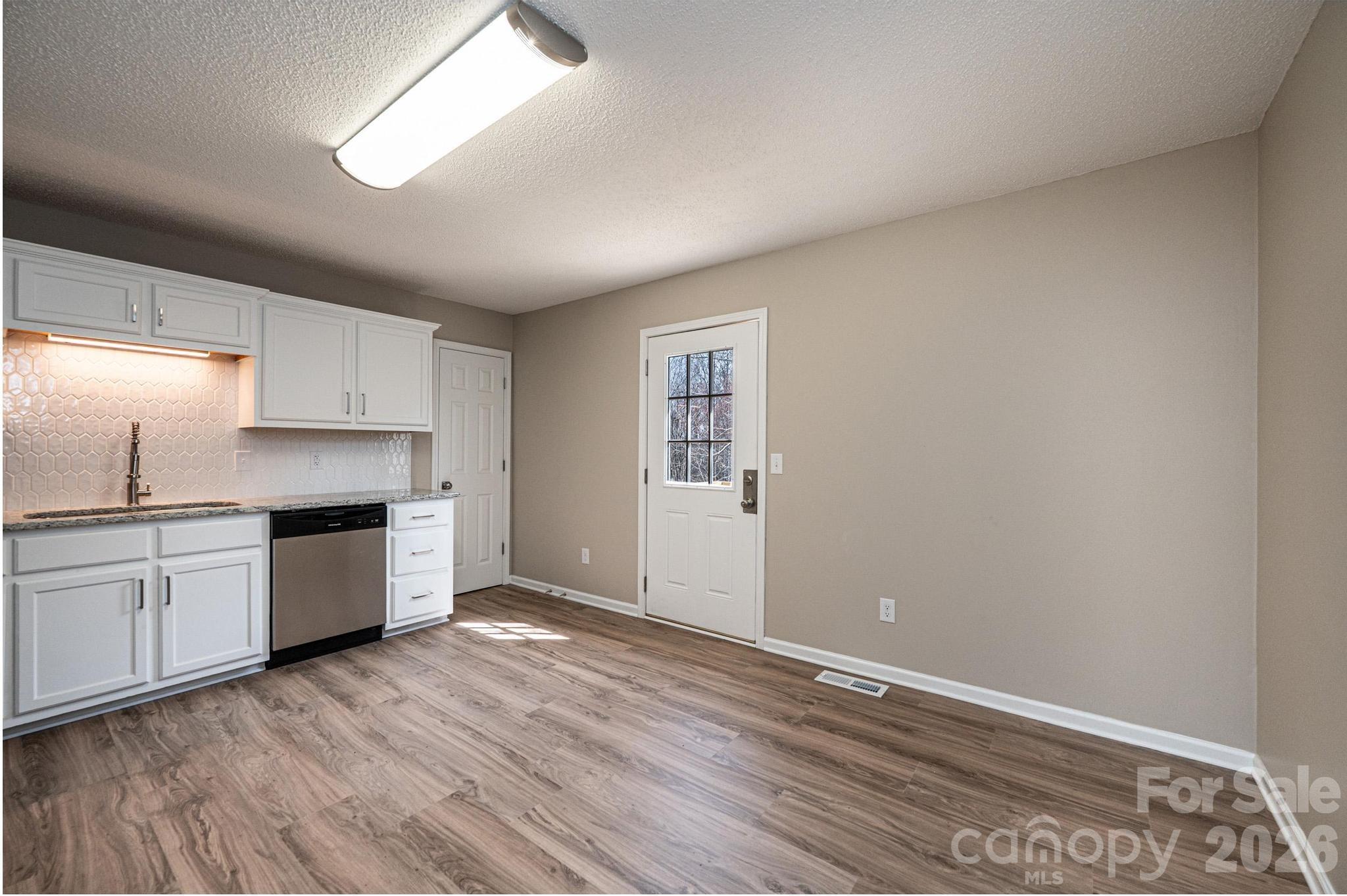 1337 Gallatin Lane — Hudson
