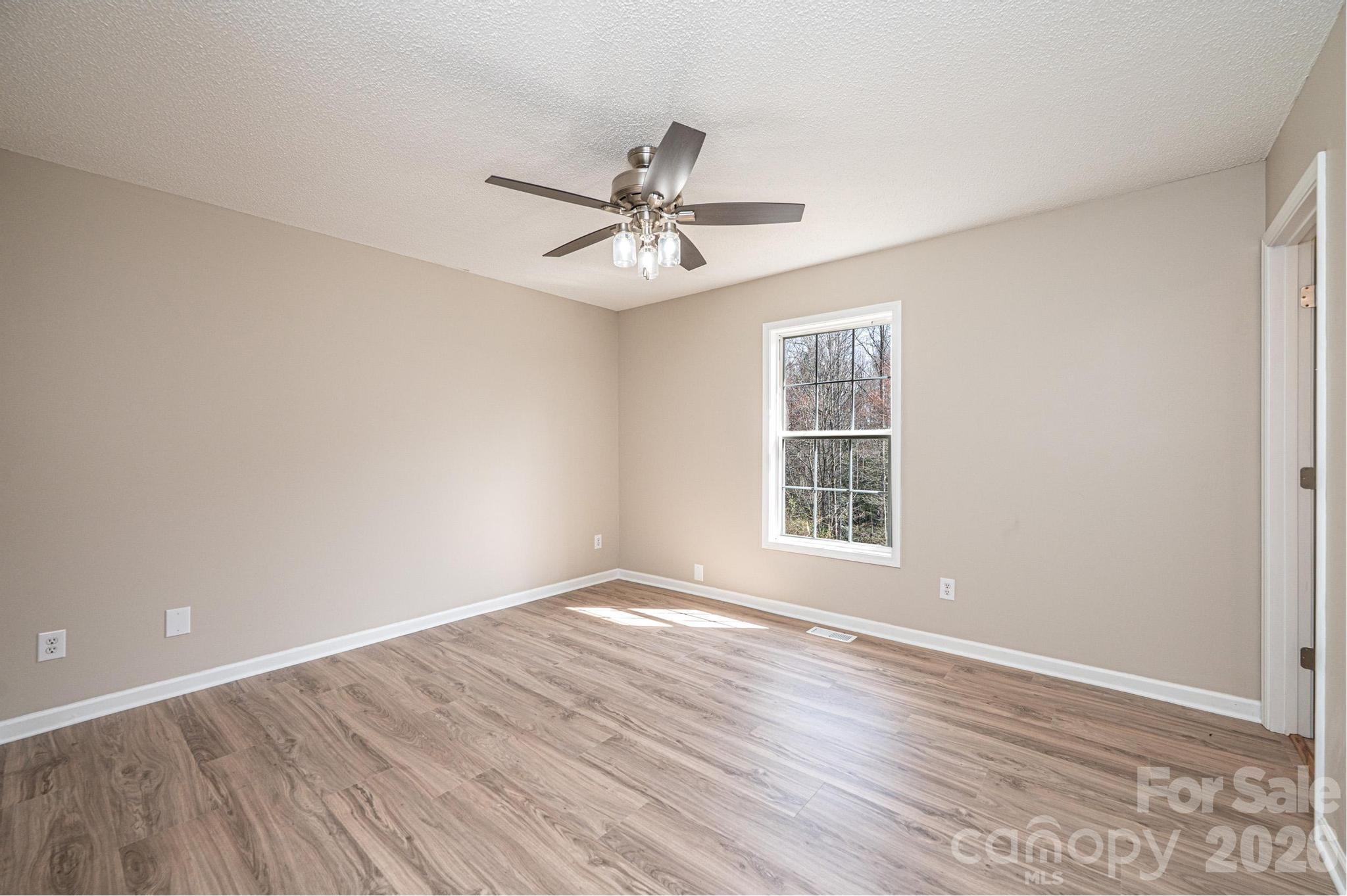 1337 Gallatin Lane — Hudson