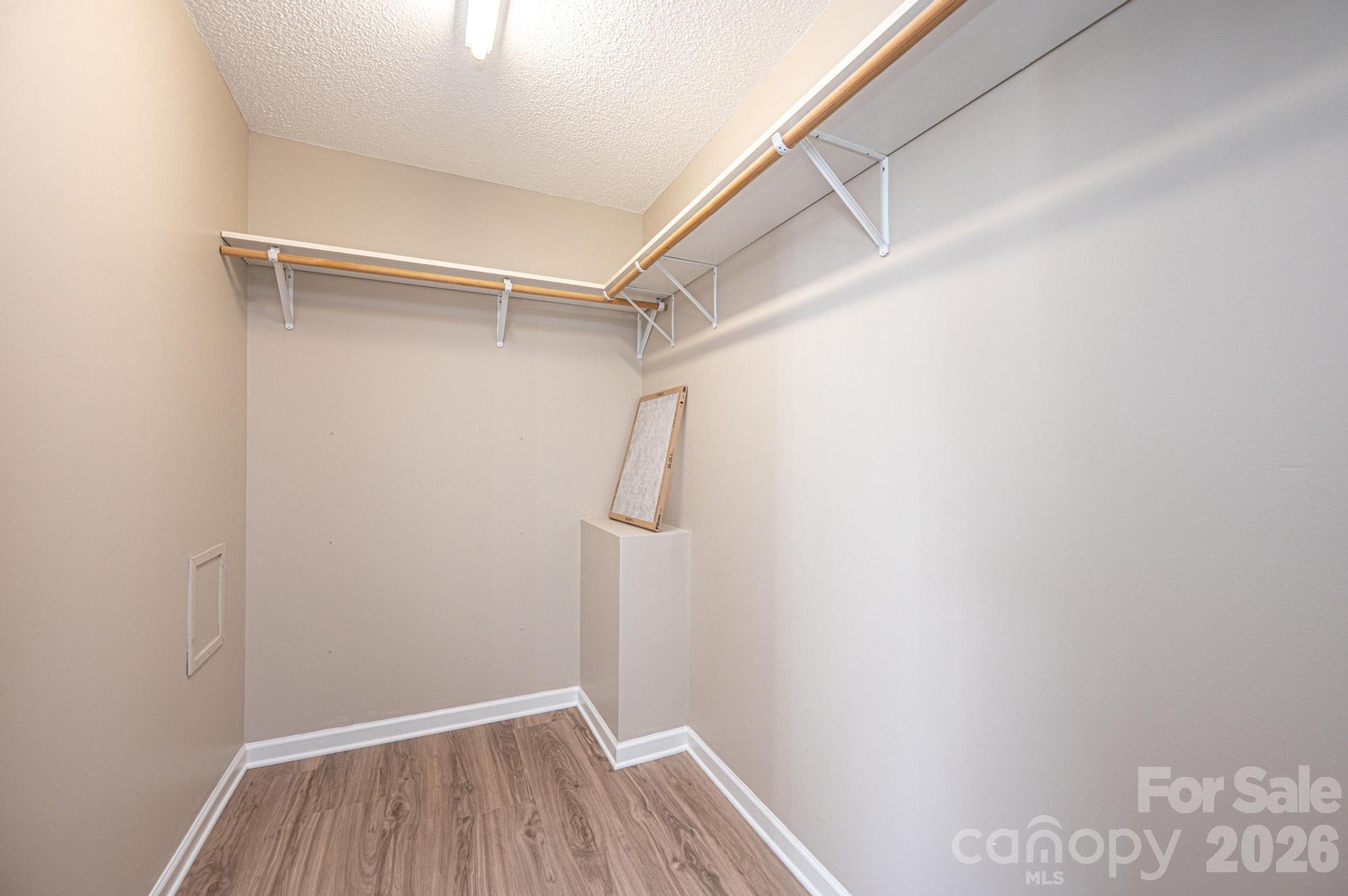 1337 Gallatin Lane — Hudson