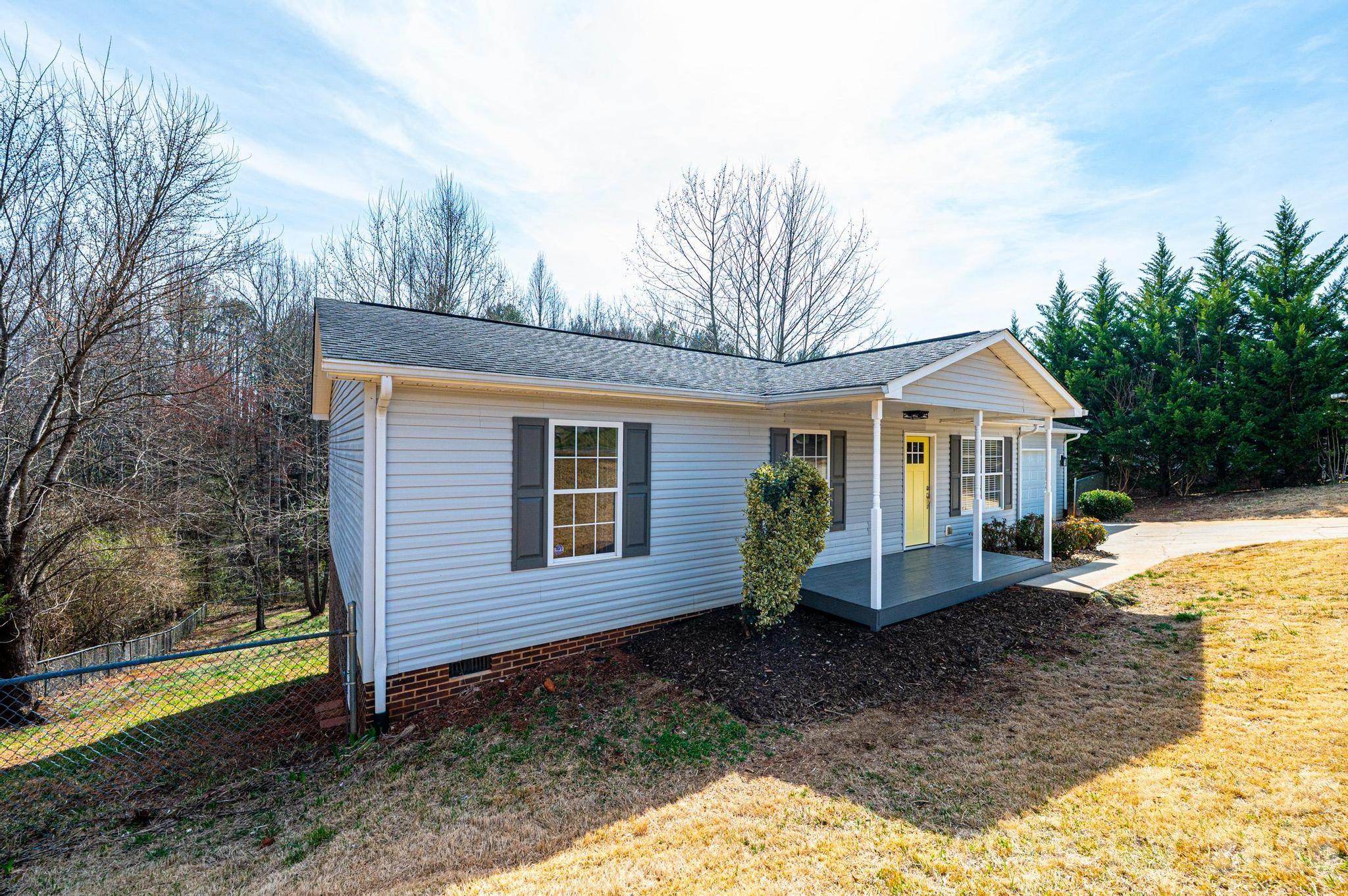 1337 Gallatin Lane — Hudson