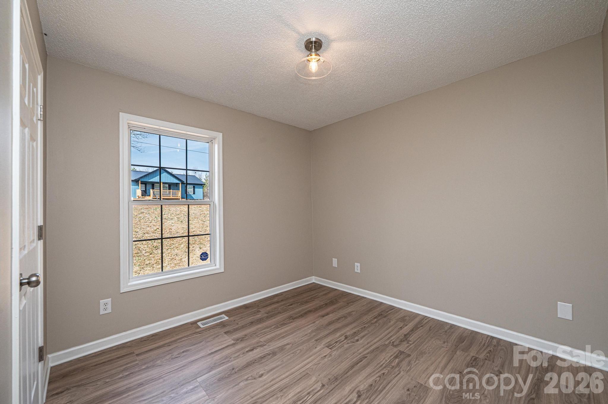 1337 Gallatin Lane — Hudson