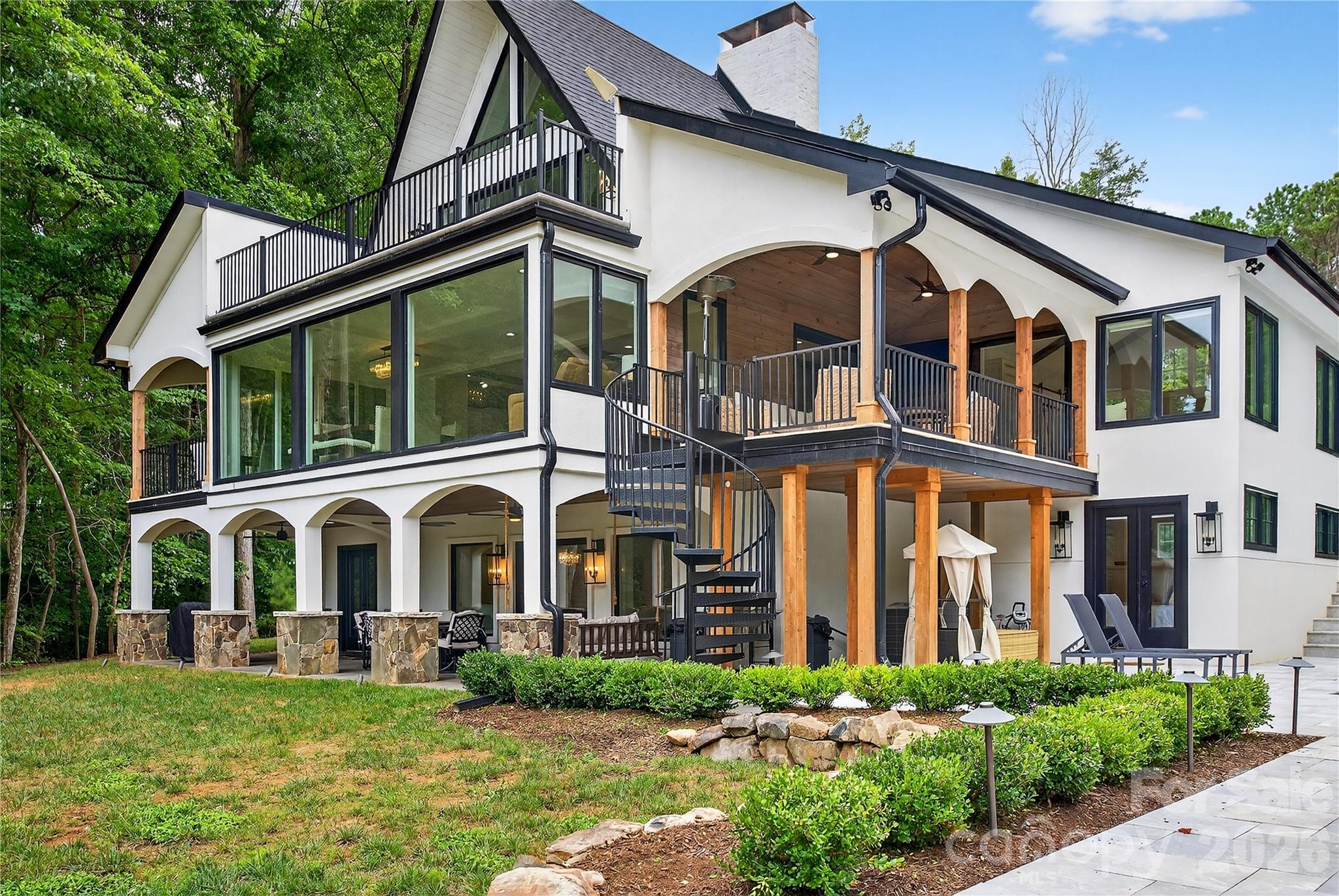 7508 Bankhead Road — Denver