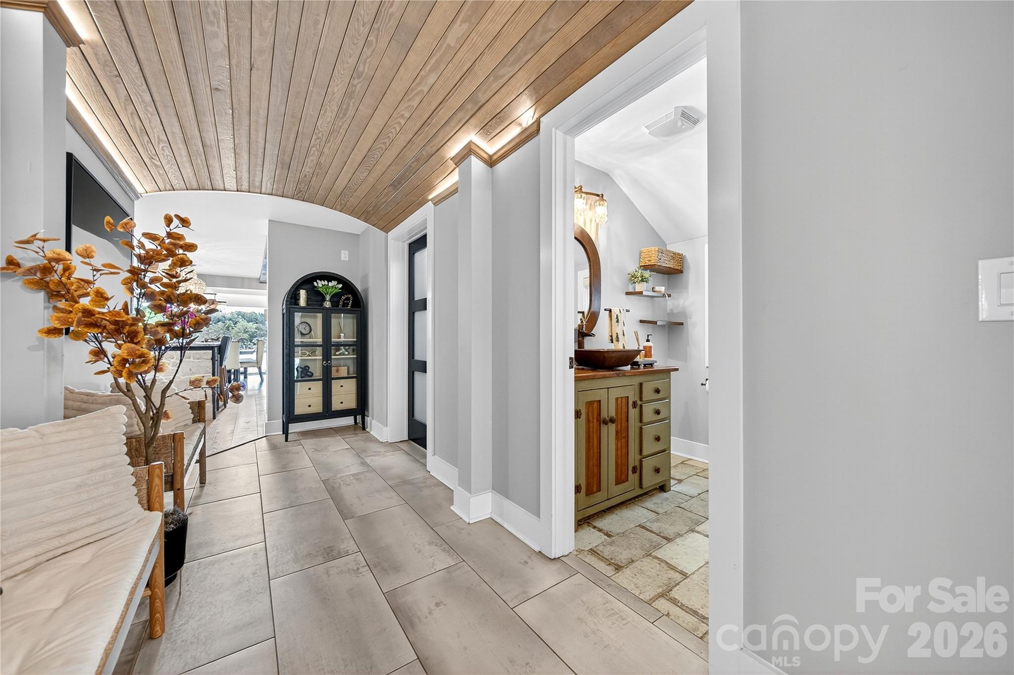 7508 Bankhead Road — Denver