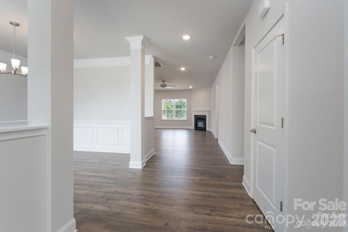 5143 Colchester Court #72 — Catawba