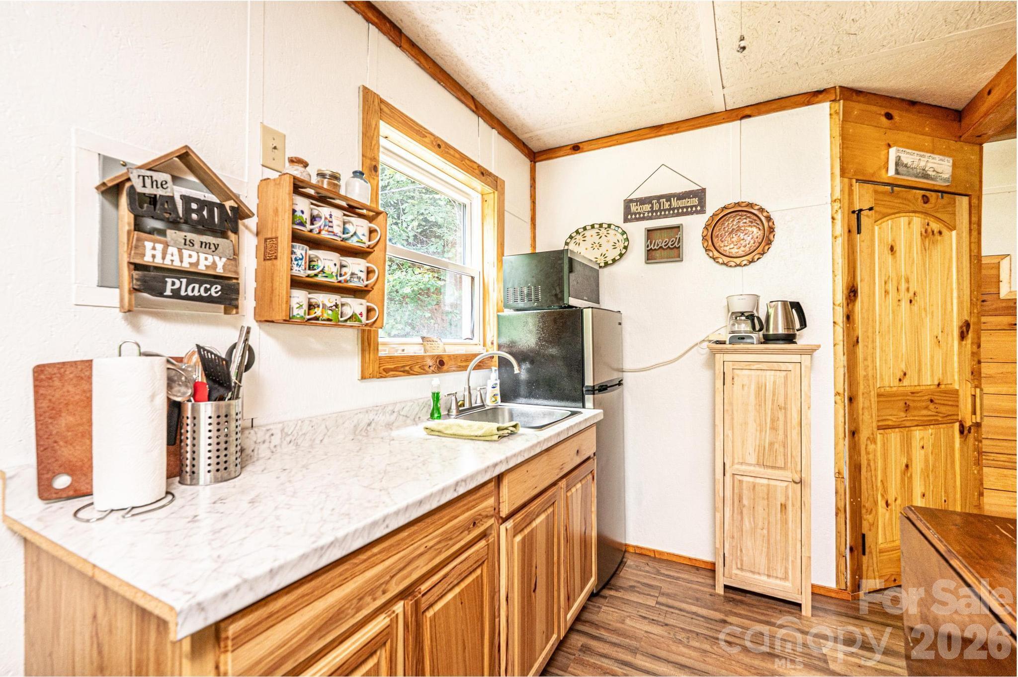 4462 Maple Grove Church Road — Collettsville