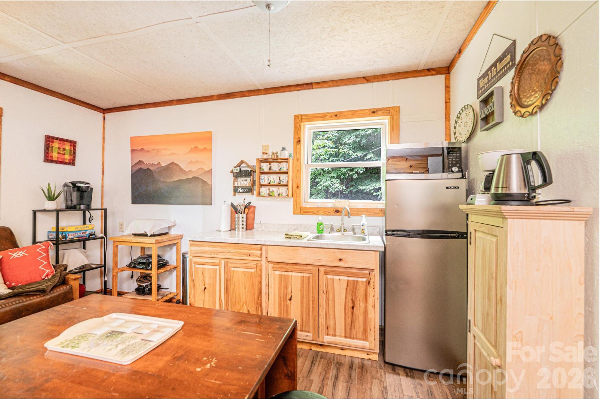 4462 Maple Grove Church Road — Collettsville