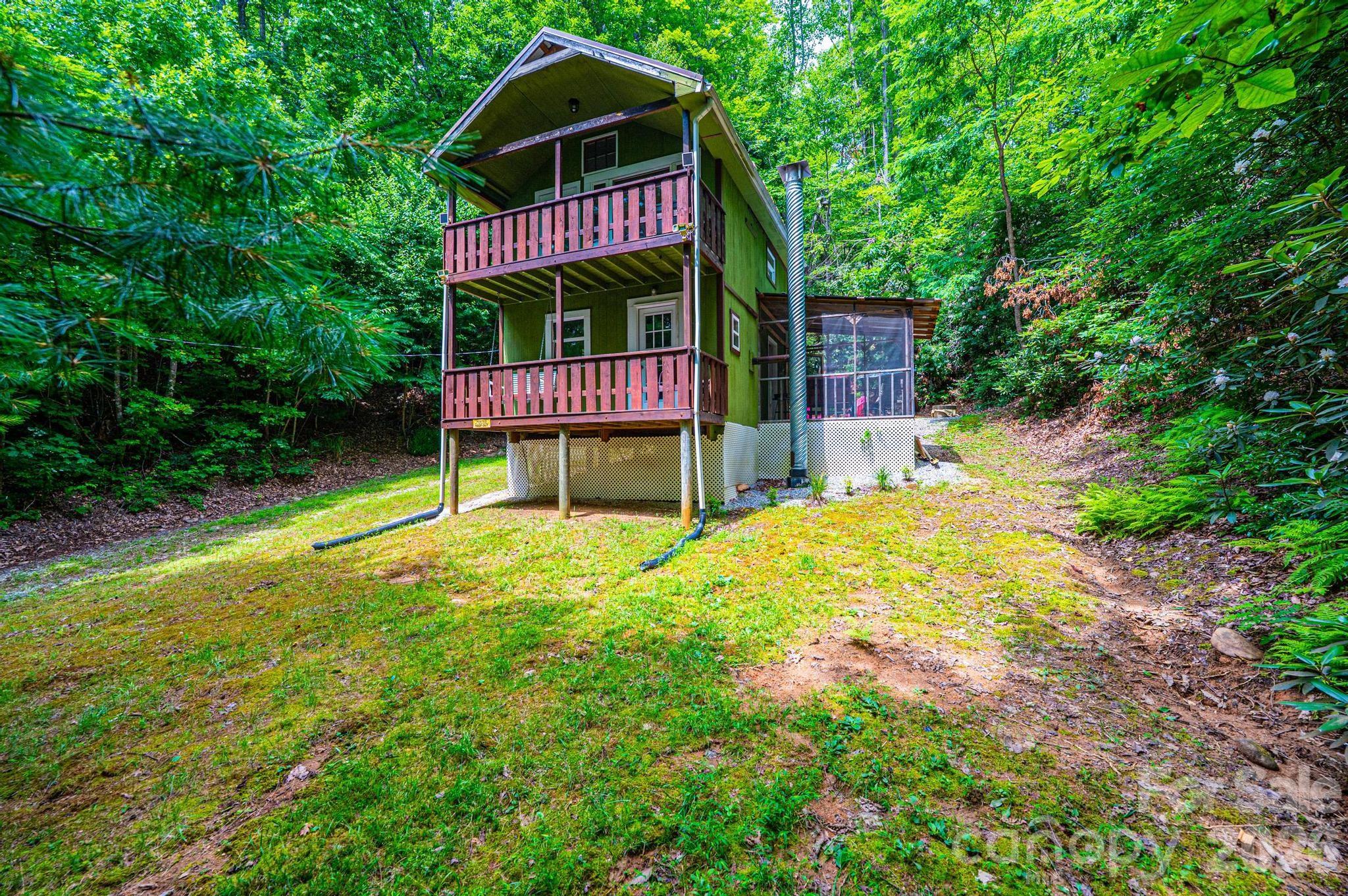 4462 Maple Grove Church Road — Collettsville
