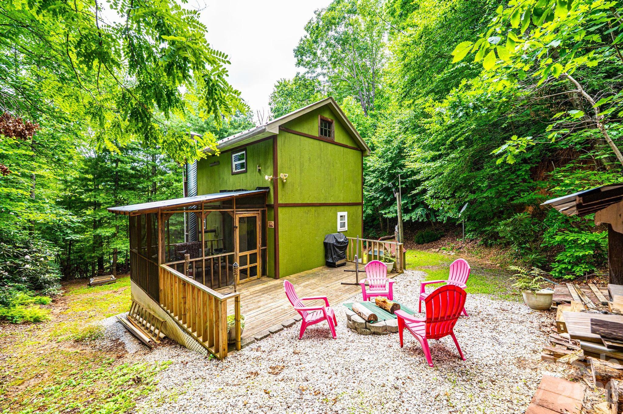 4462 Maple Grove Church Road — Collettsville