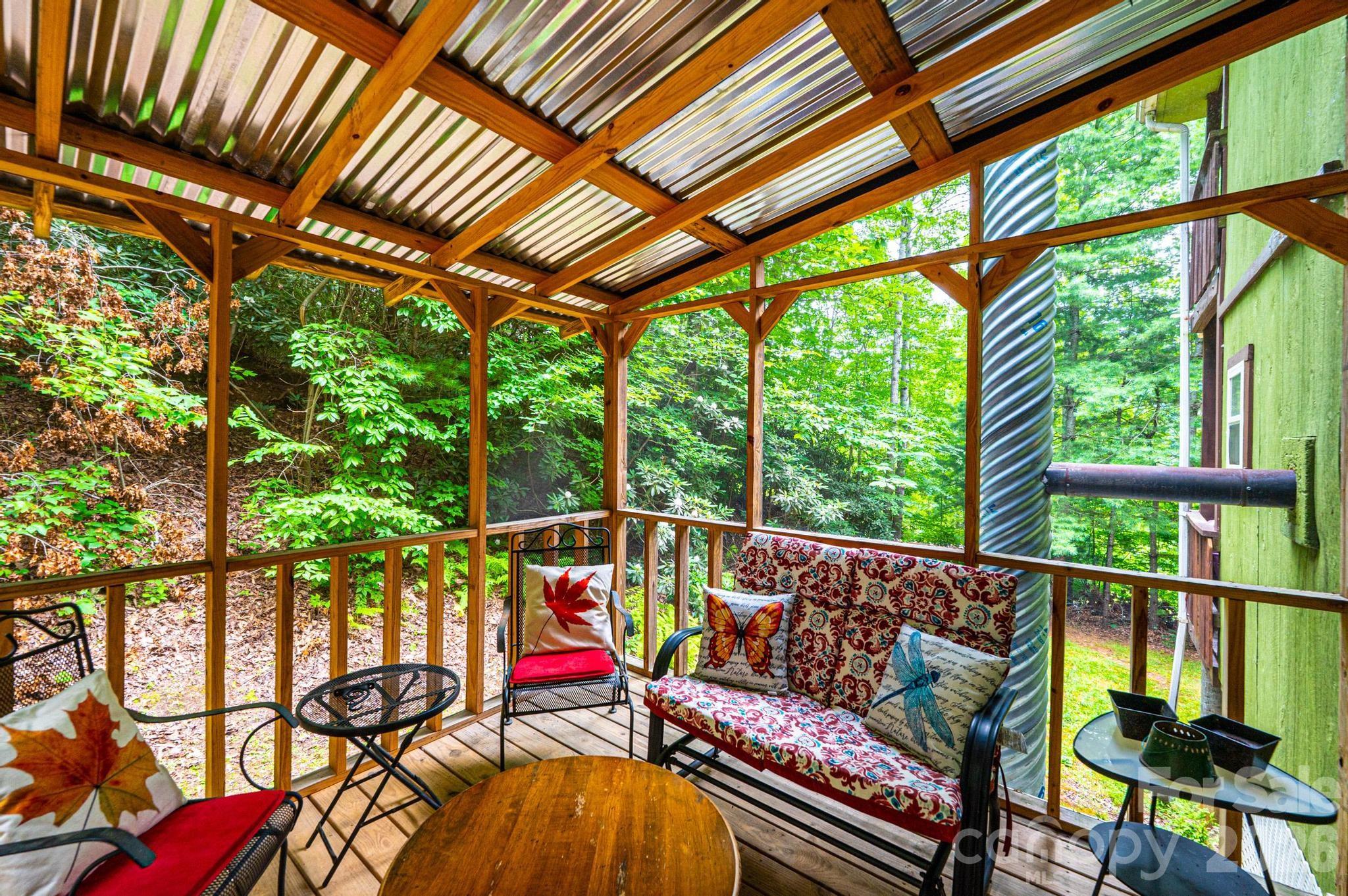 4462 Maple Grove Church Road — Collettsville
